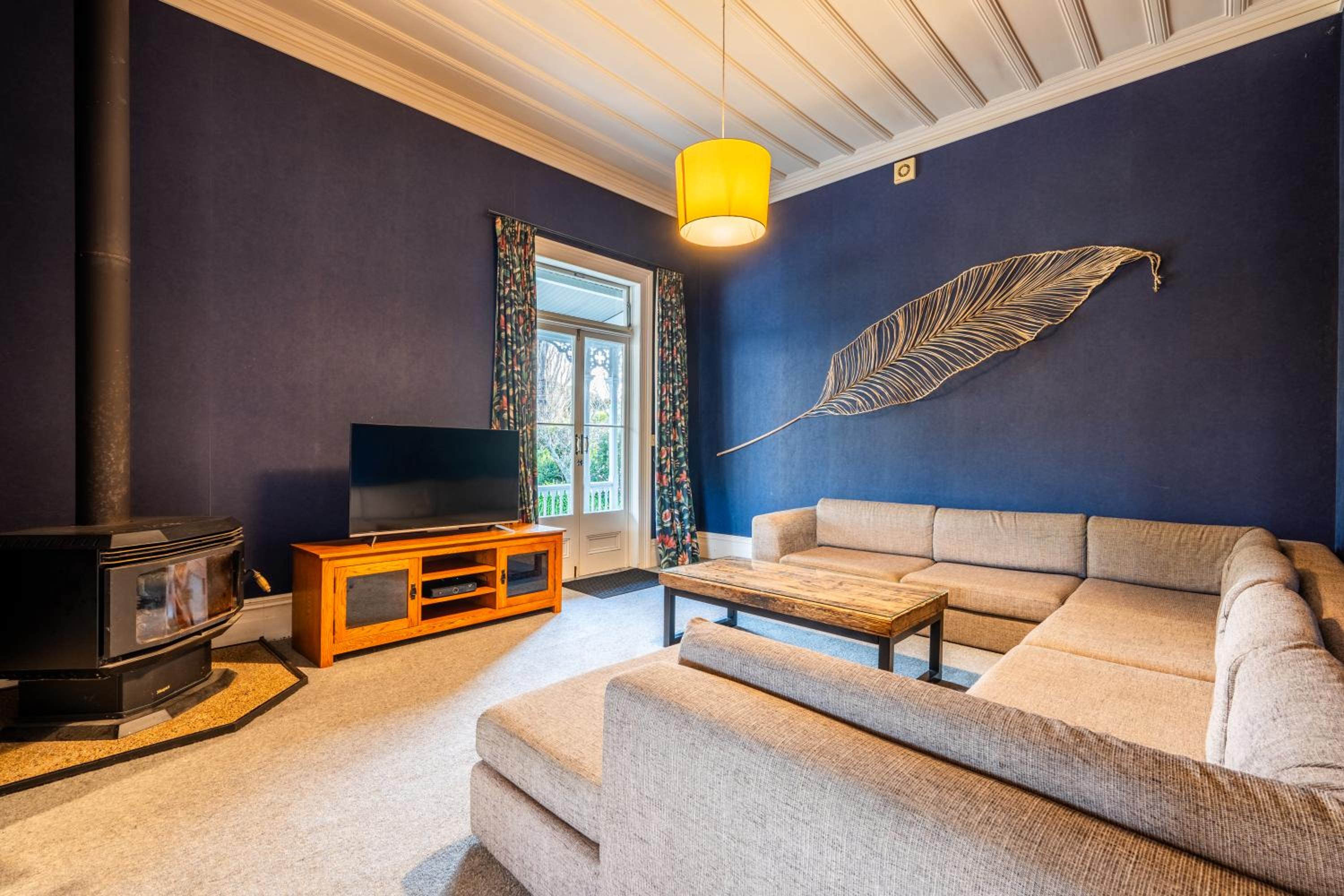Luxury Four-Bedroom Villa - Photo 6