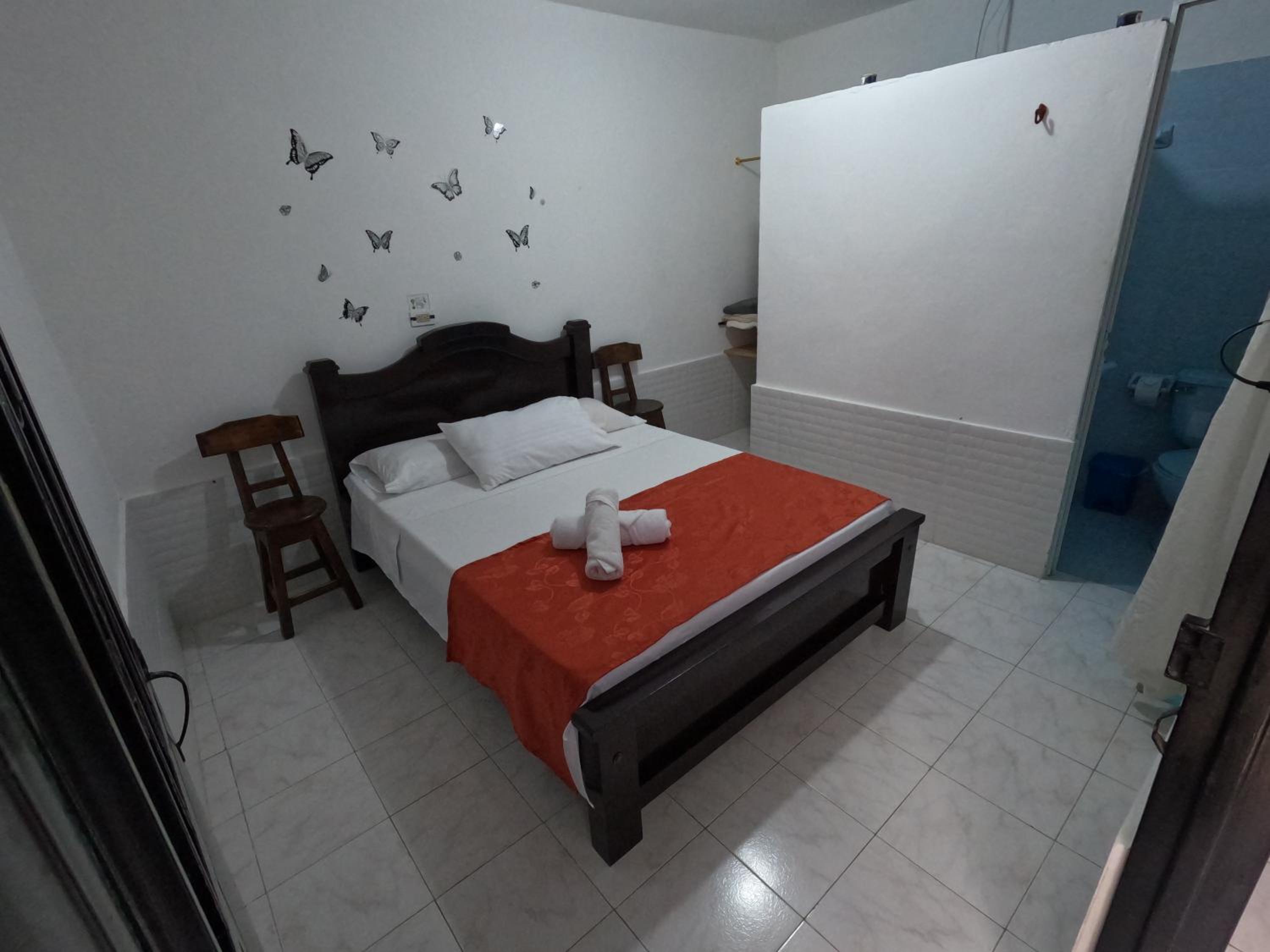 Double Room with Private Bathroom photo 3