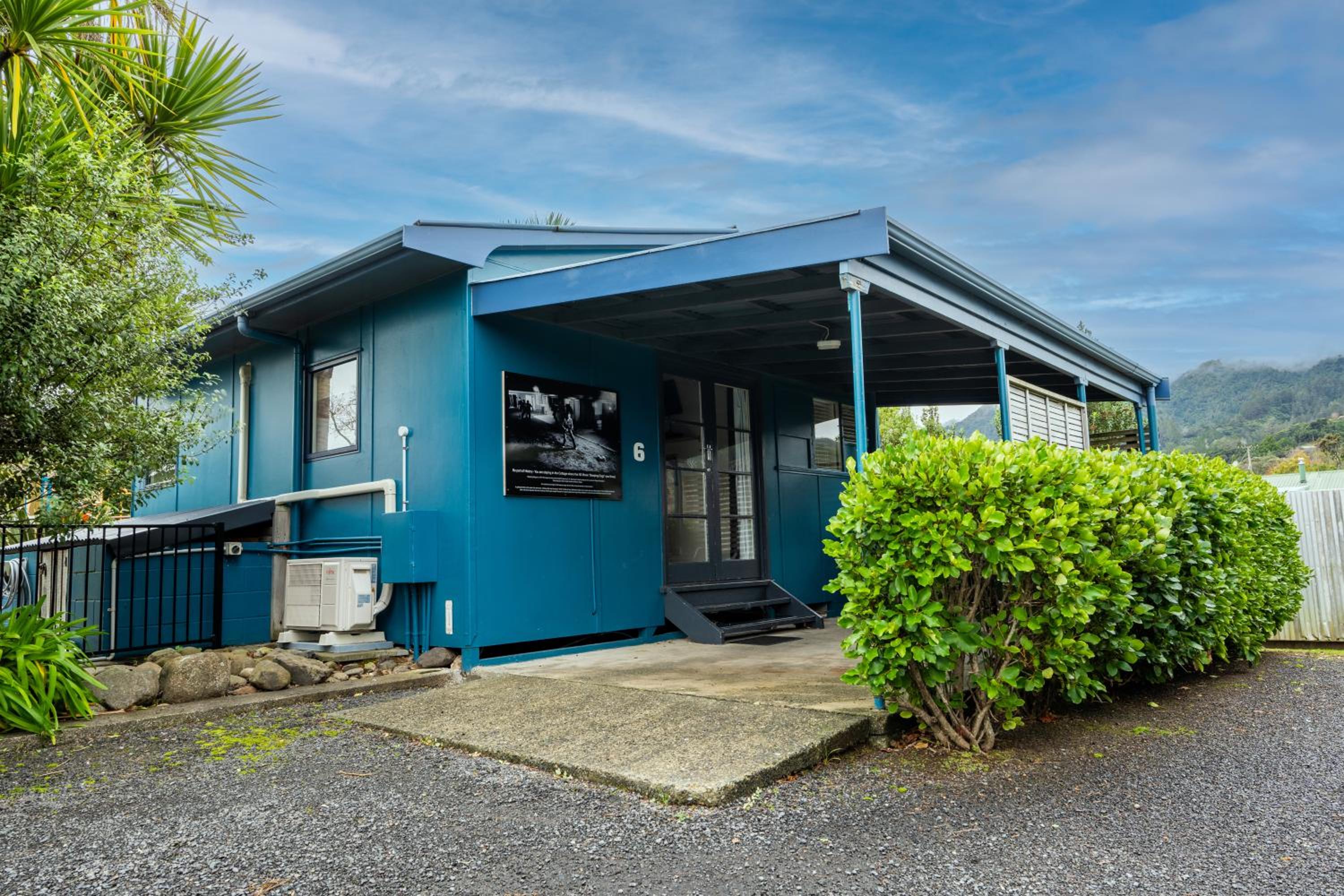 Two-Bedroom Cottage - Photo 7