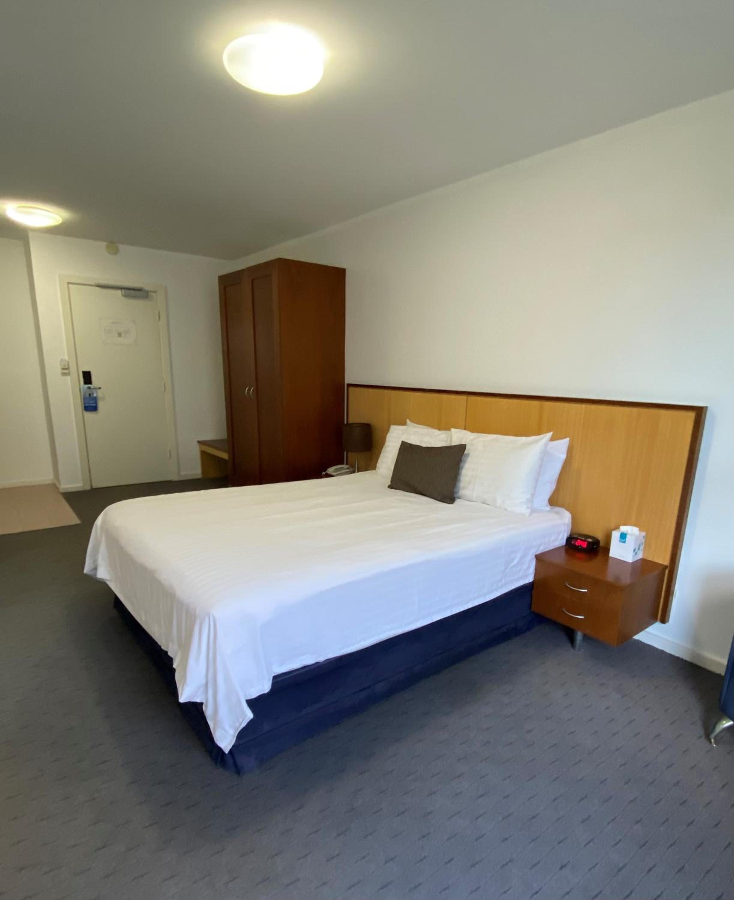 Budget Double Room photo 1
