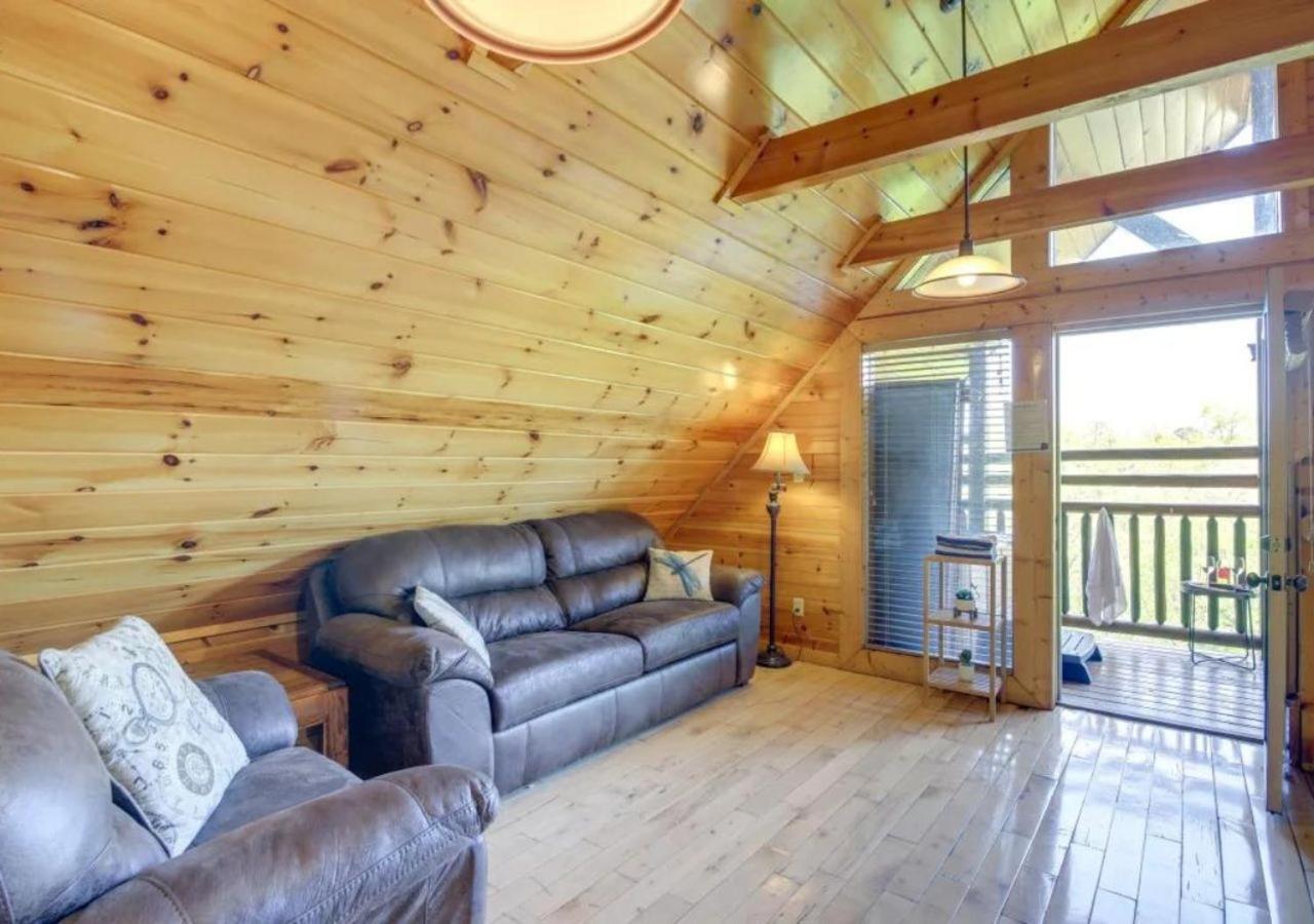 Three-Bedroom Home photo 1