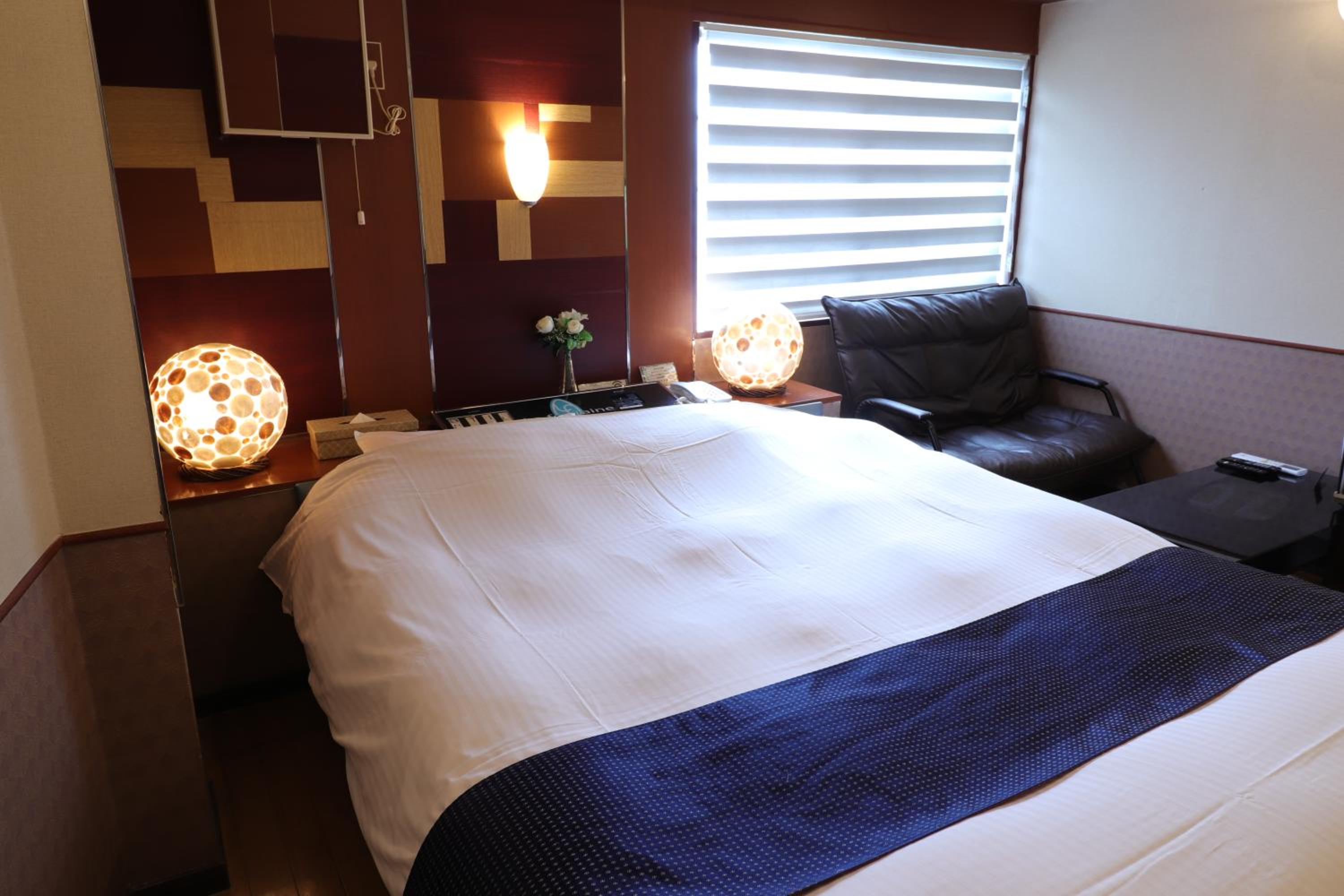 Double Room with Private Bathroom photo 1