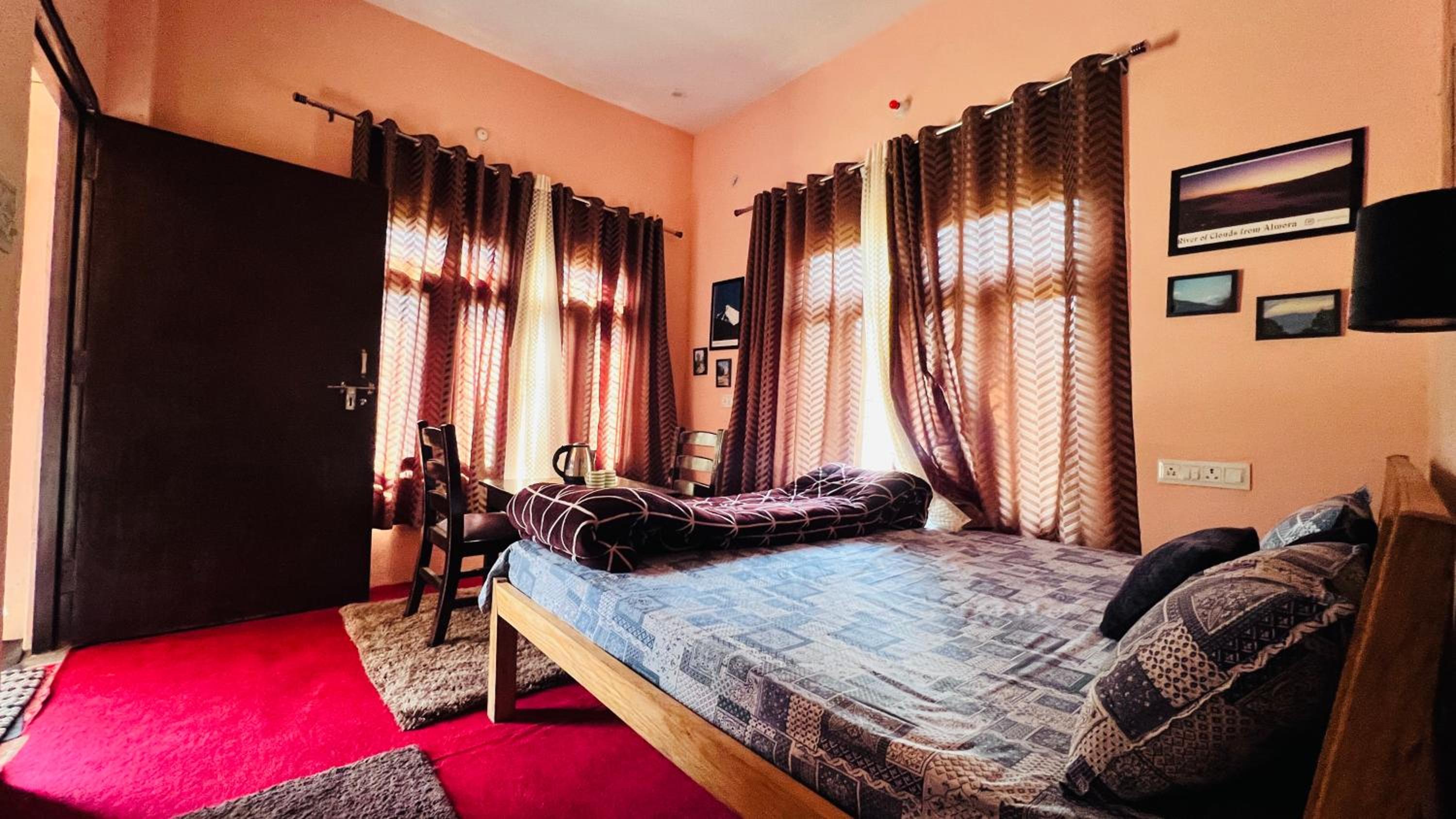 Twin Room With Mountain View photo 1