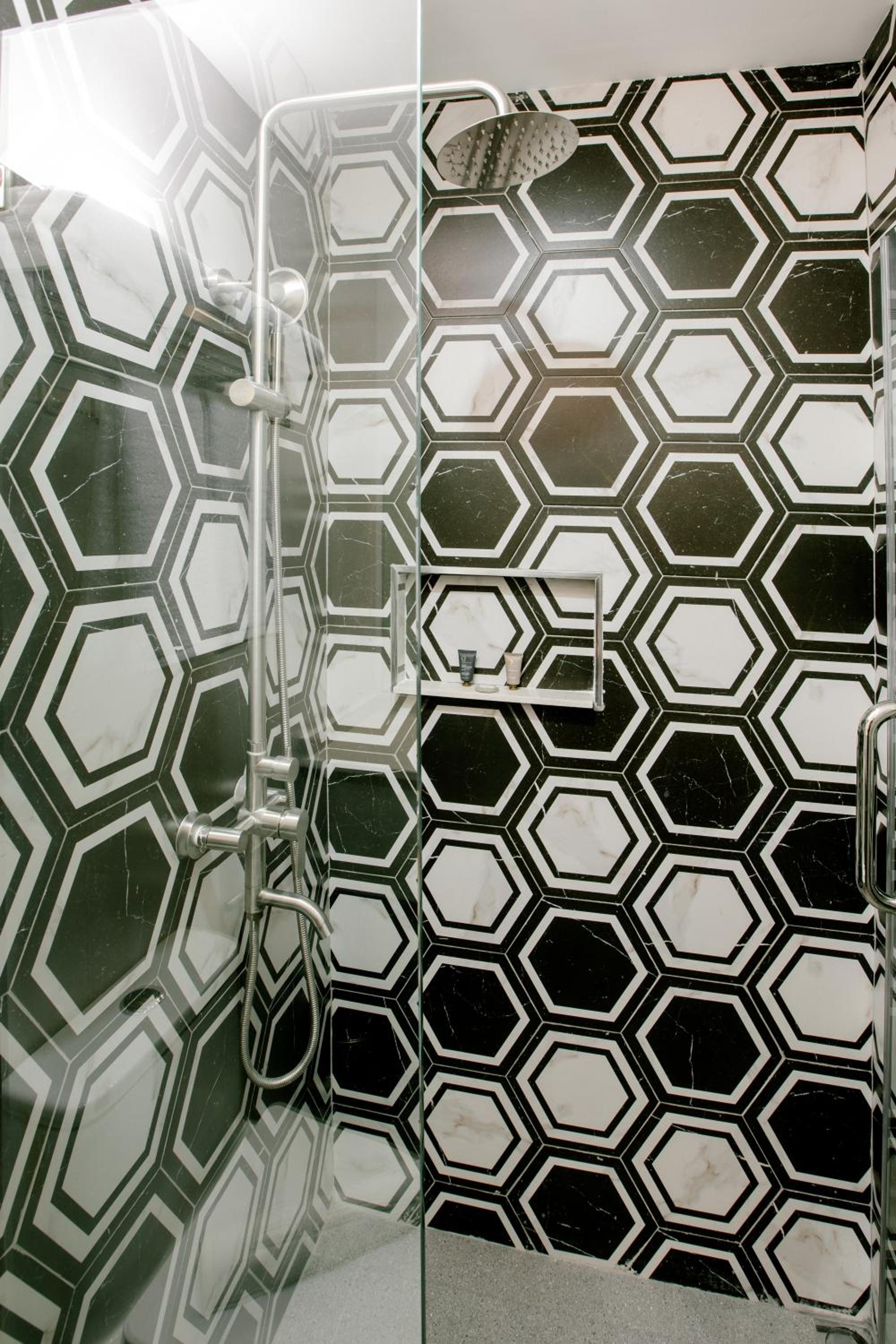 Twin Room - Photo 5