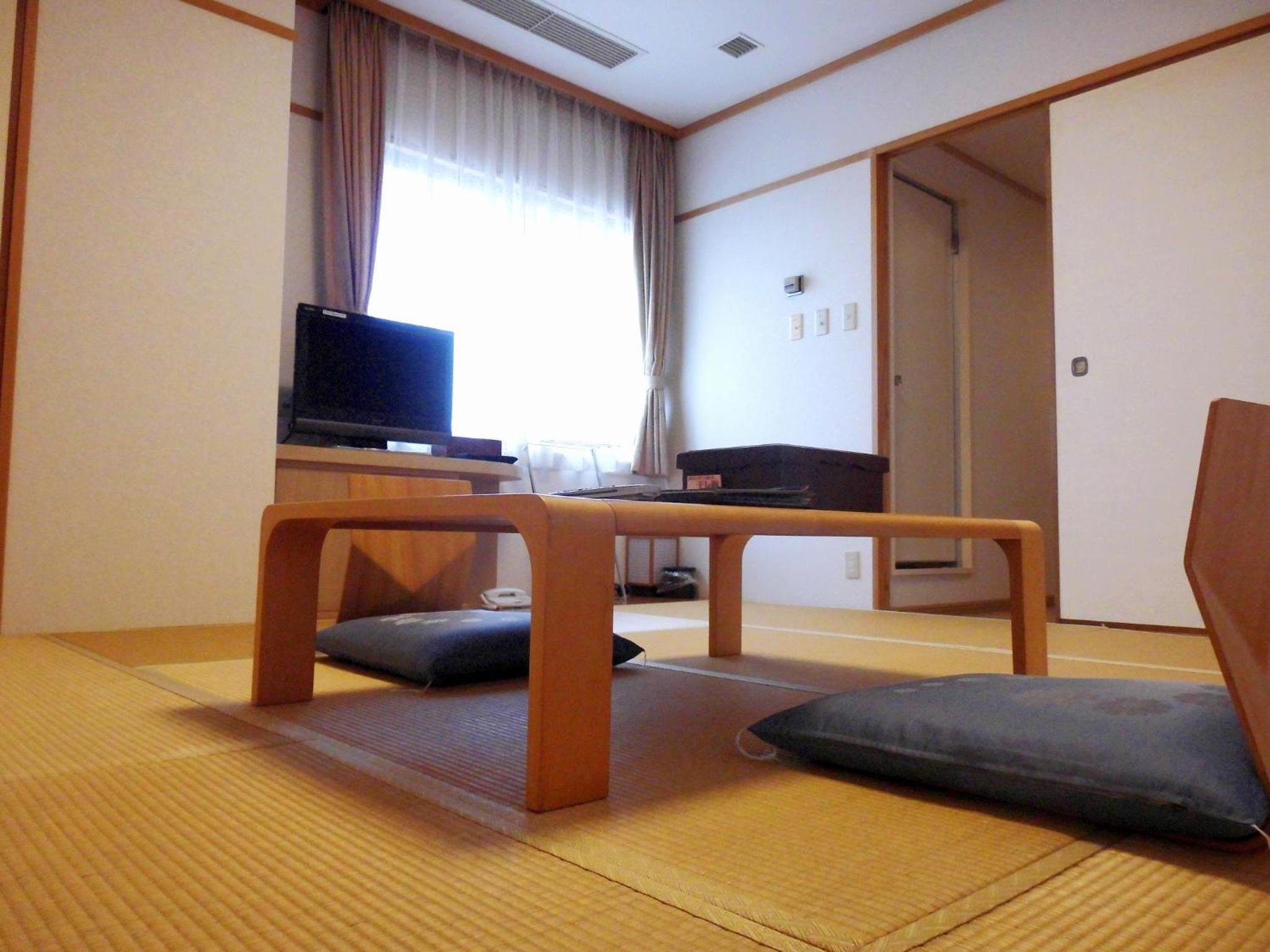 Japanese-Style Economy Twin Room