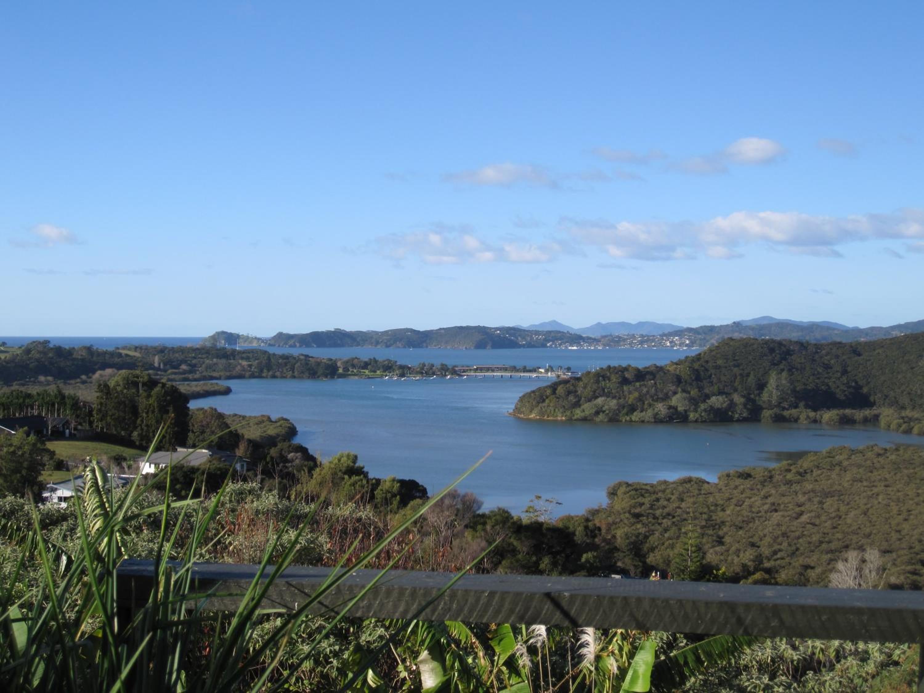 Queen Studio with Ocean Views - Photo 2