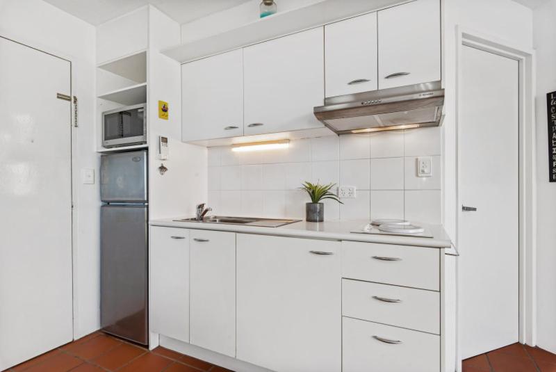 Budget Apartment photo 2