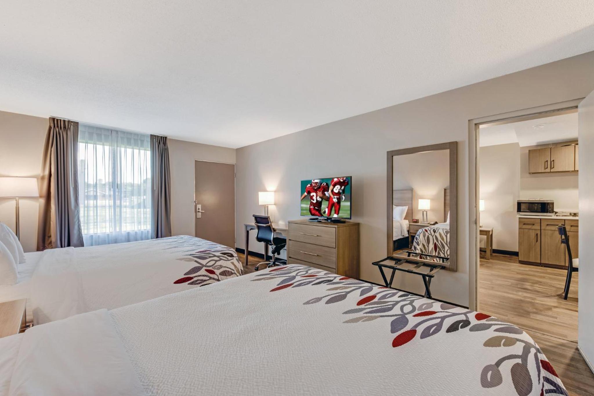 Deluxe Room with Two Queen Beds Non-Smoking photo 2