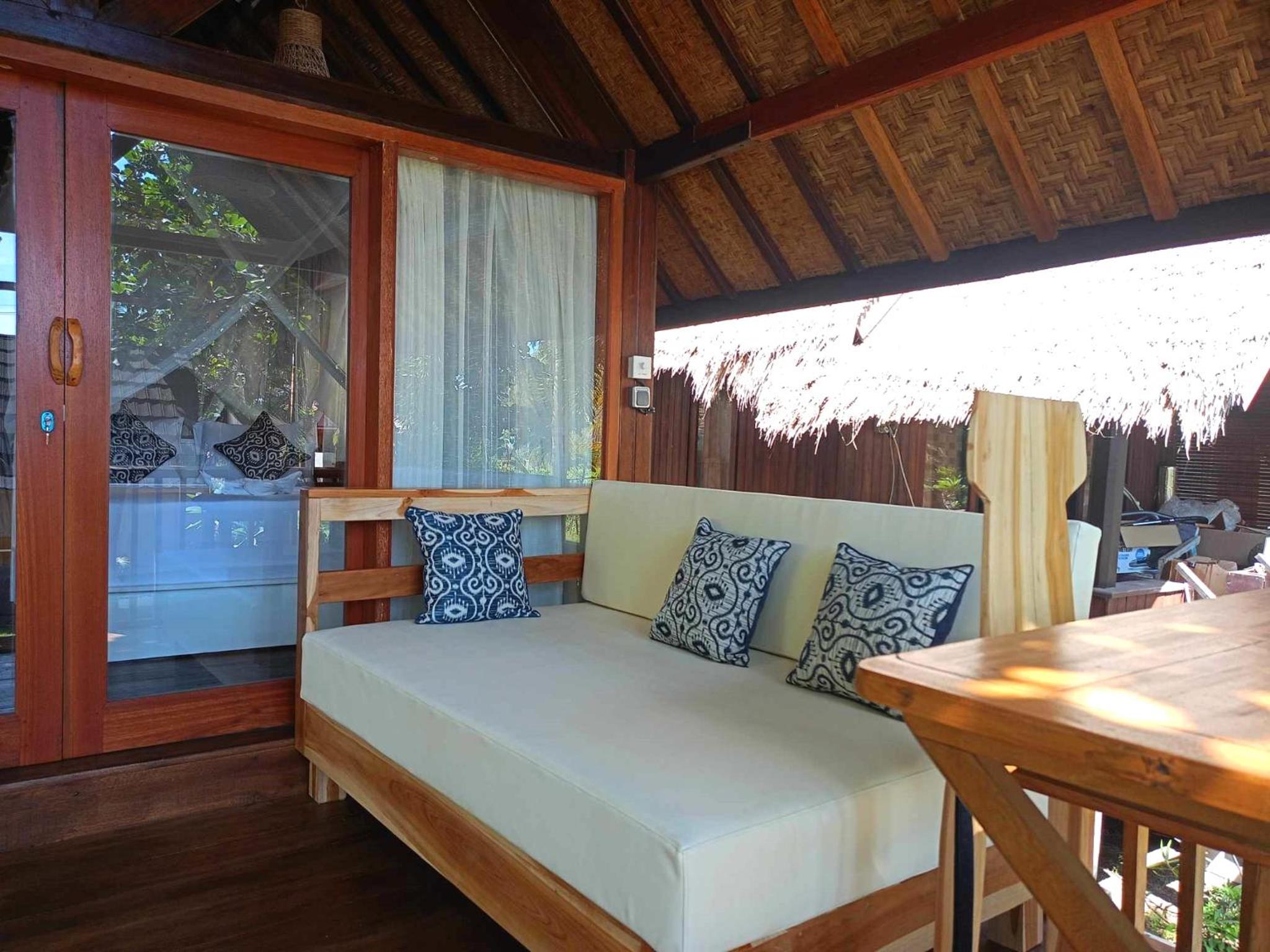 Deluxe Bungalow with Garden View photo 3