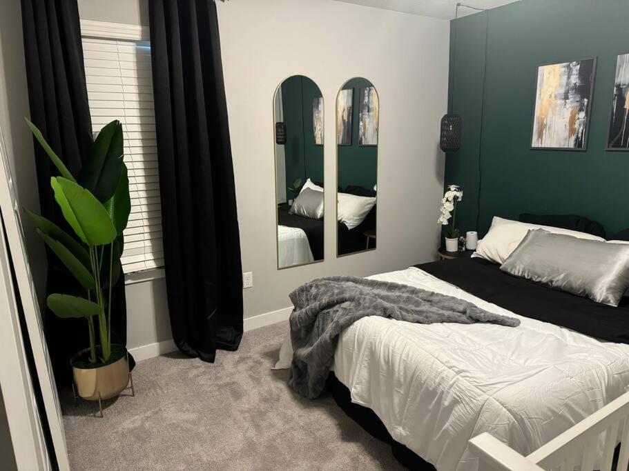 Four-Bedroom House photo 2