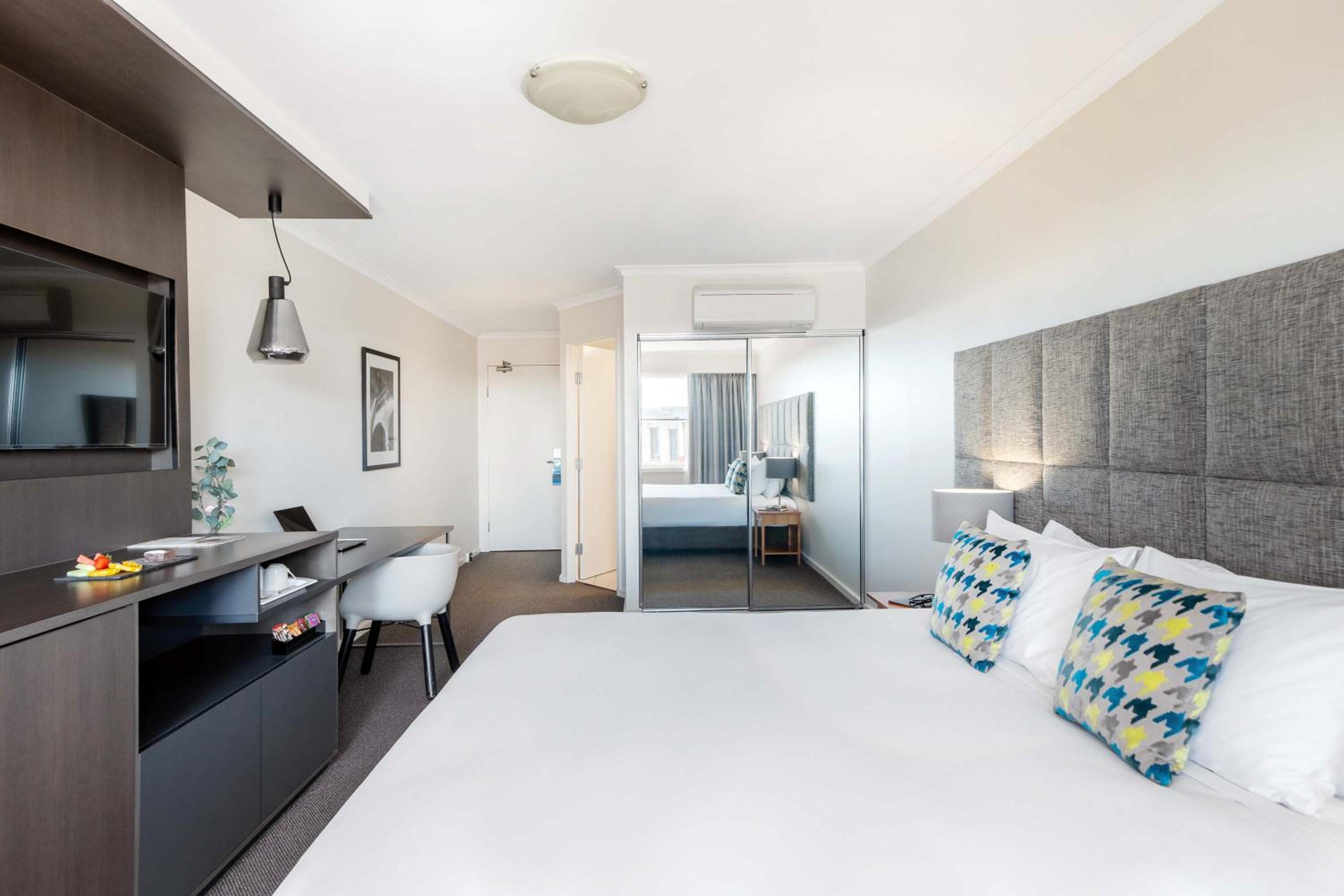 Two-Bedroom Apartment - Photo 7