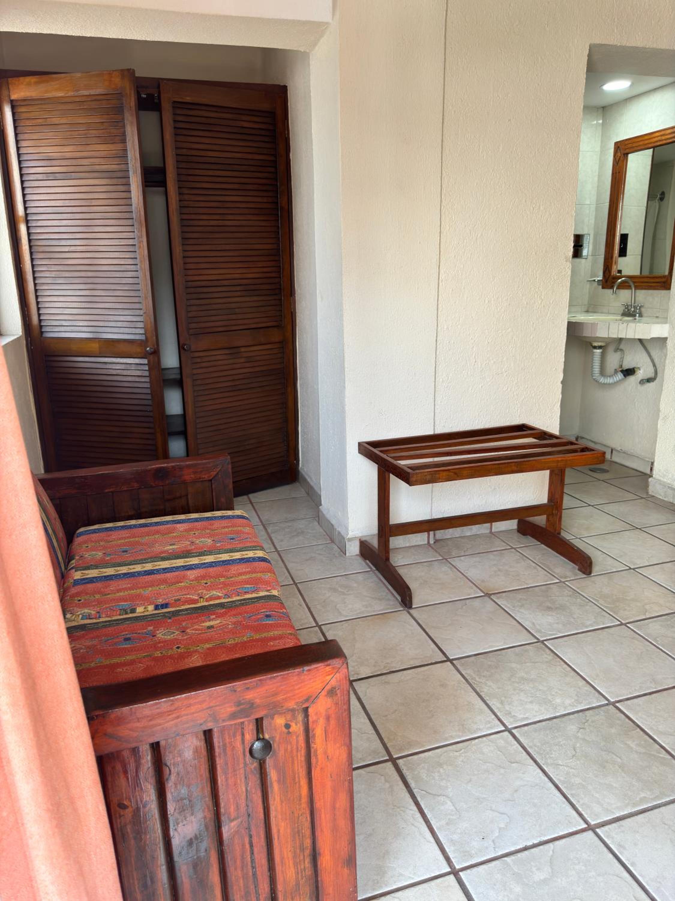 Superior Family Room - Photo 1