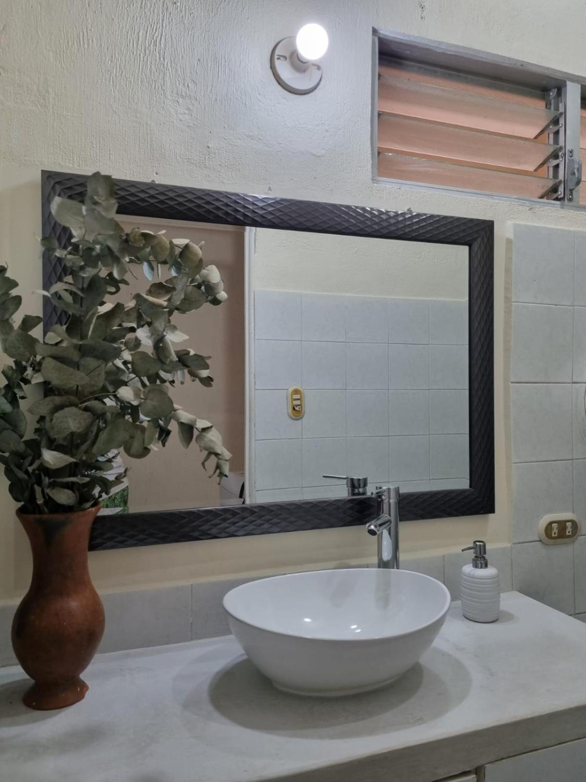 Twin Room with Shared Bathroom photo 3