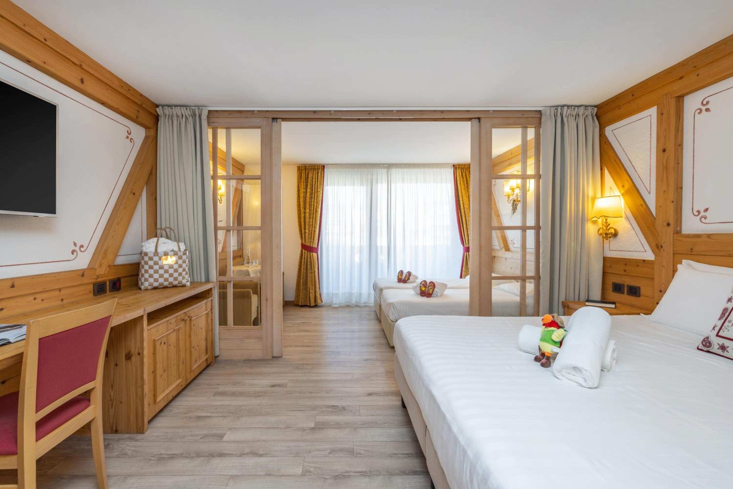 Family Junior Suite photo 2
