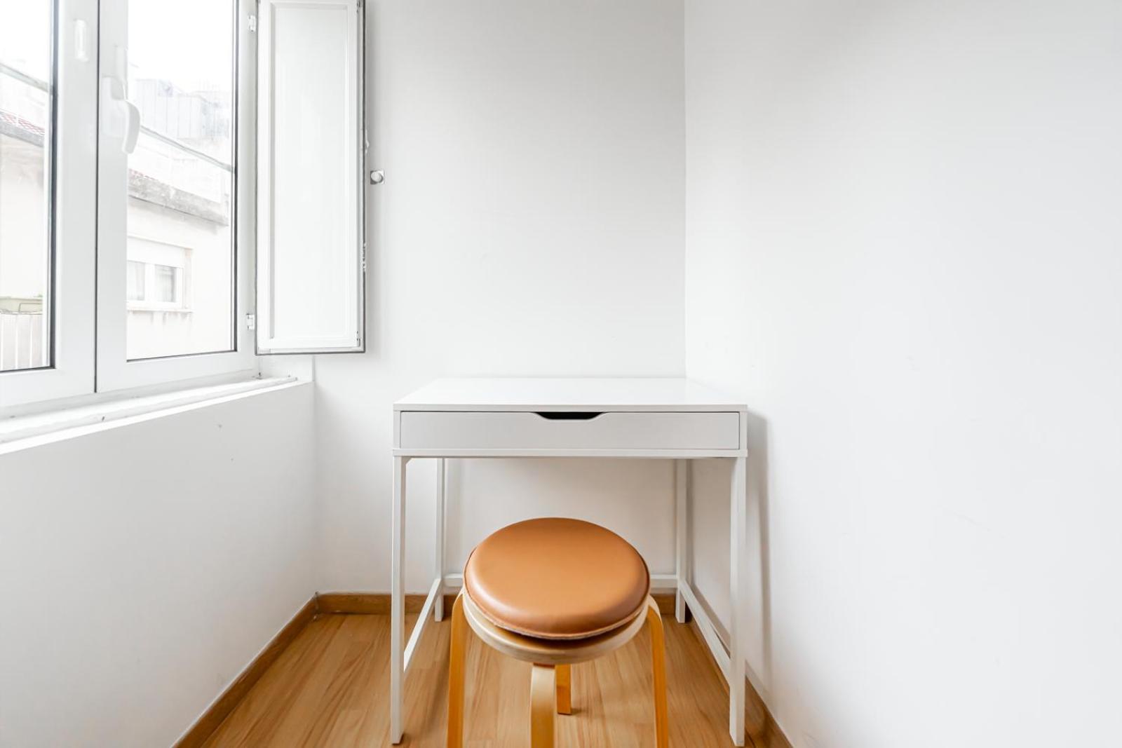 Apartment with Terrace - Photo 19