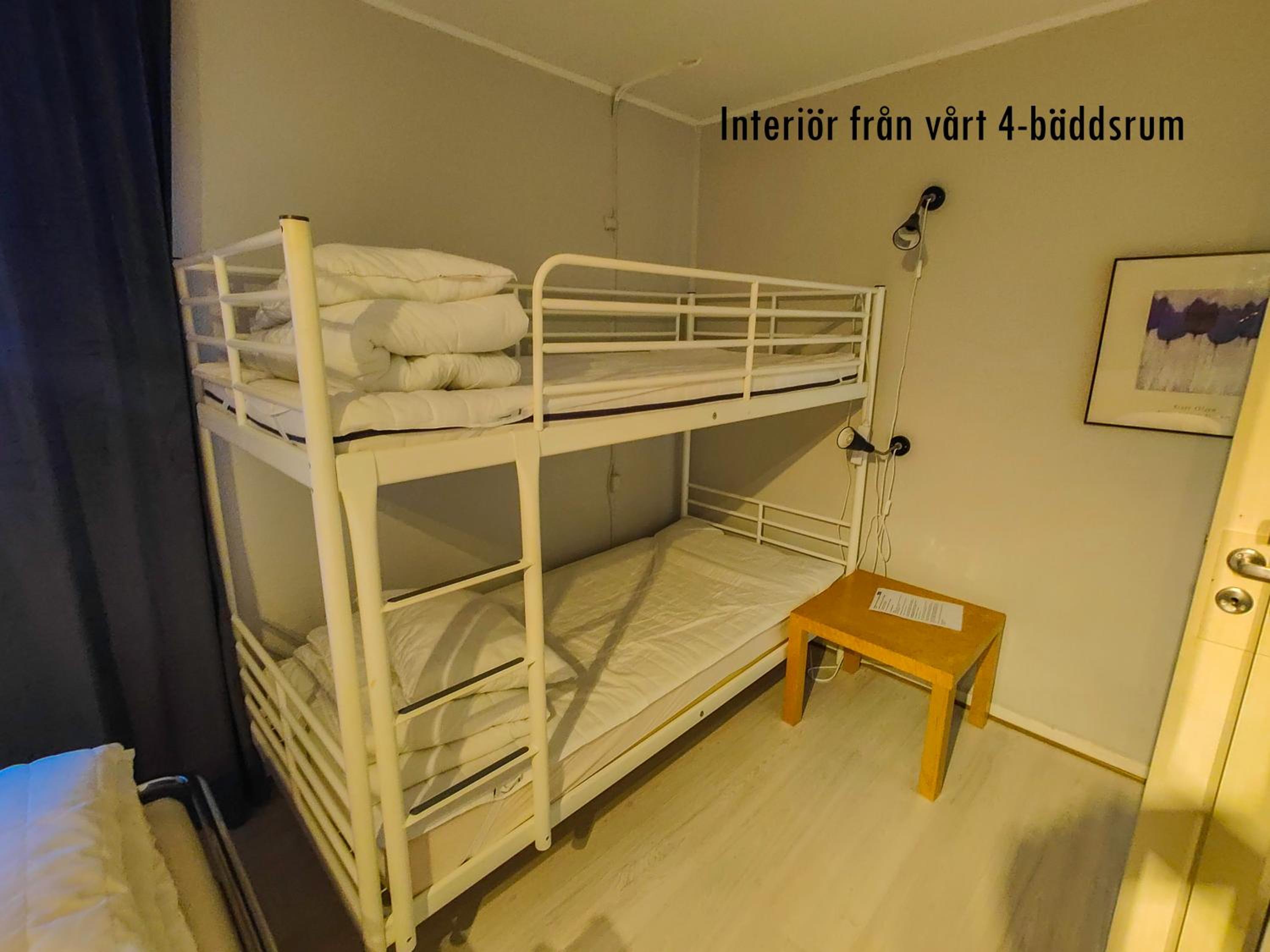Quadruple Room with Shared Bathroom photo 3