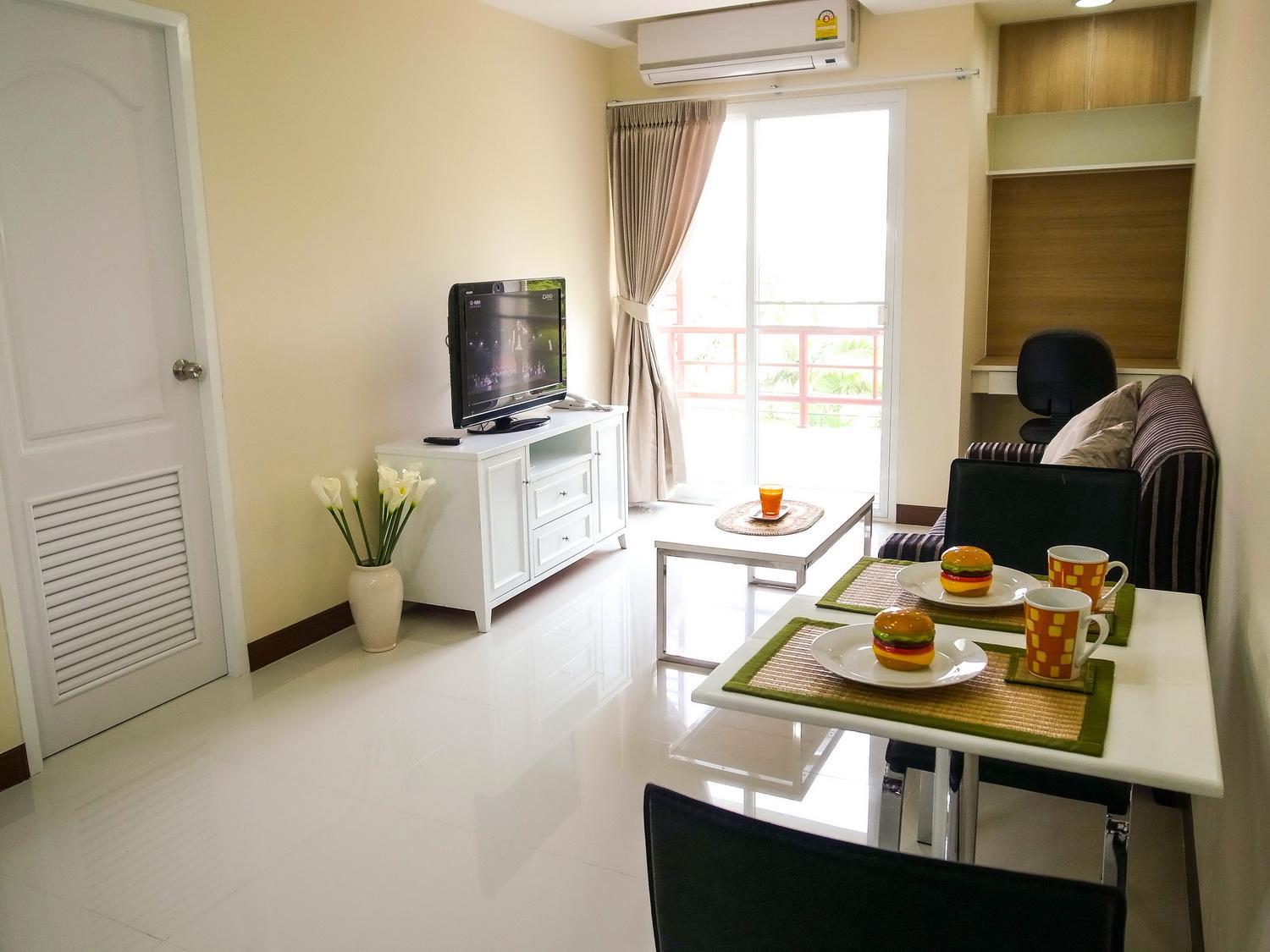 Superior One-Bedroom Apartment photo 2
