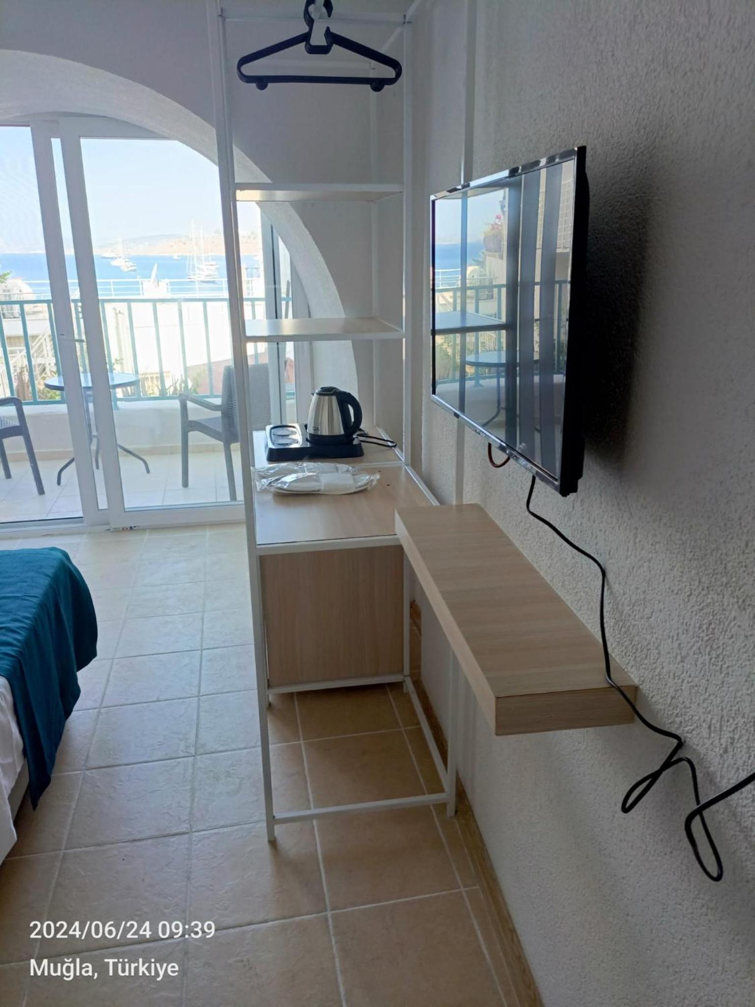 Double Room with Balcony photo 1
