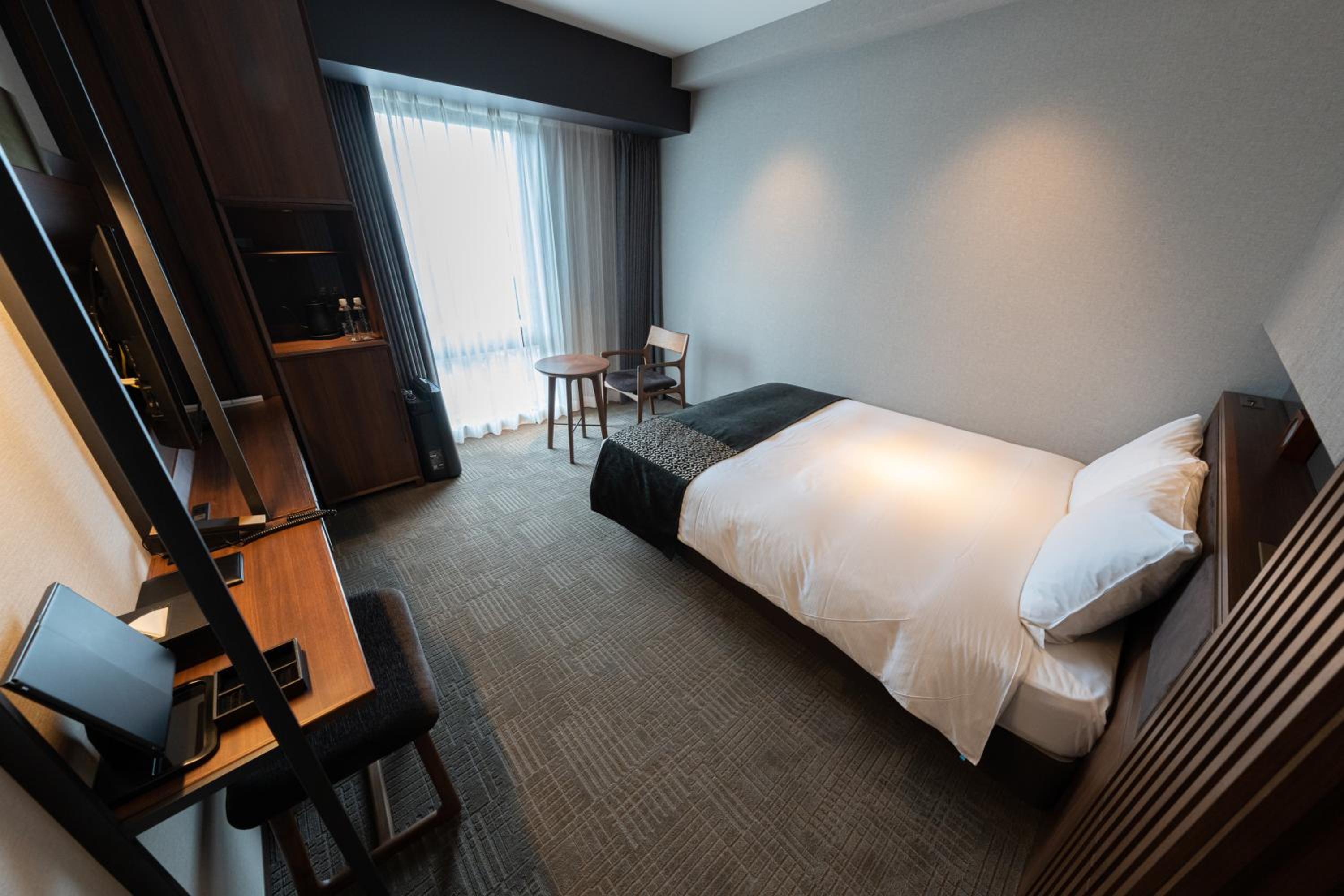 Double Room - Photo 7
