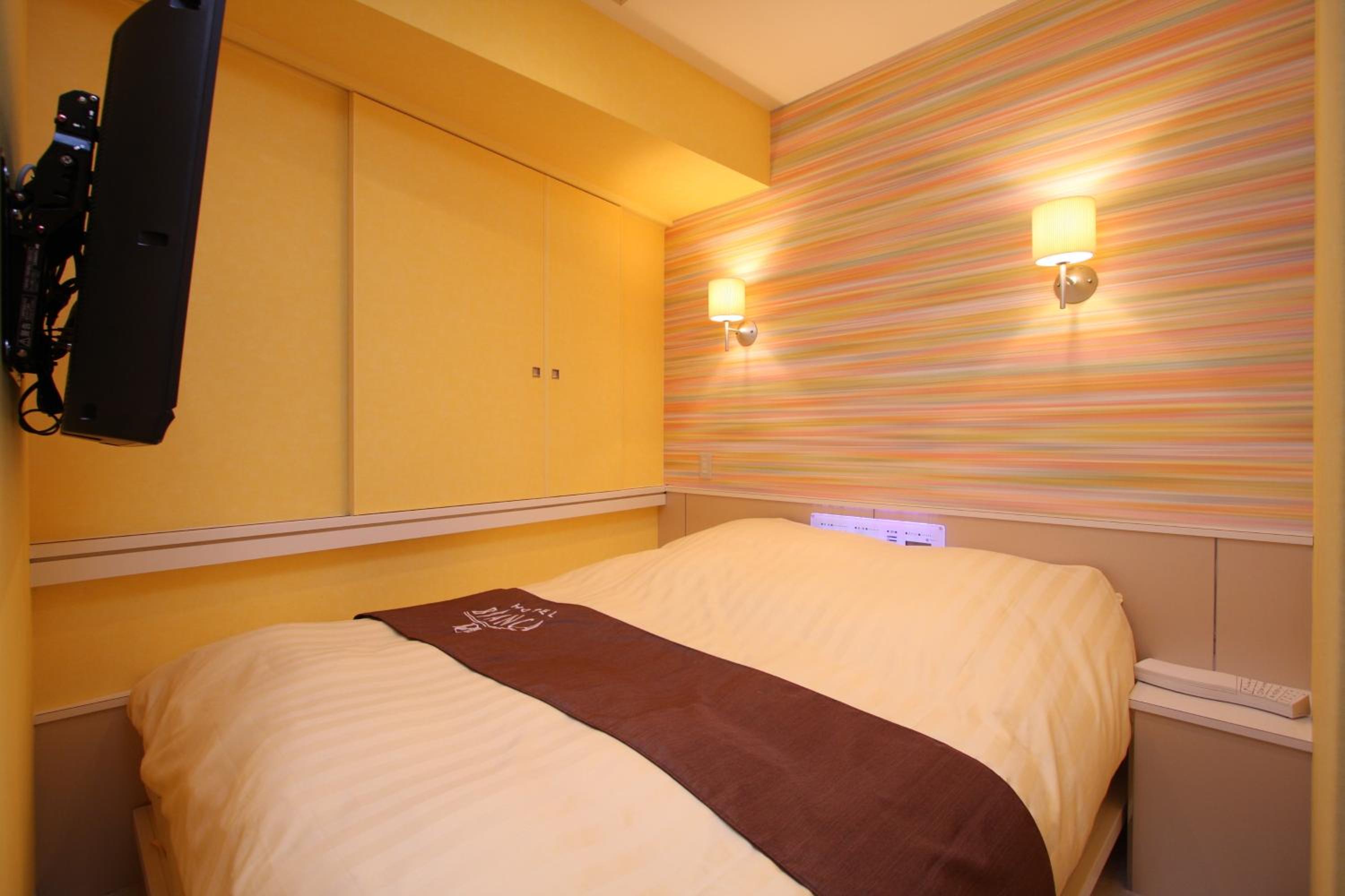 Economy Double Room photo 3
