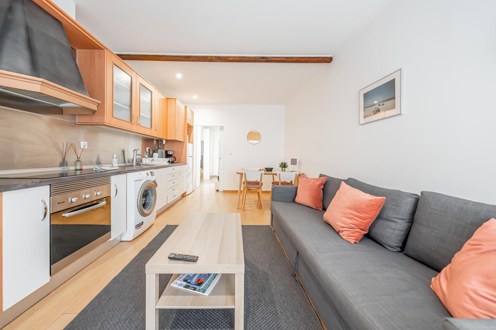 Apartment - Ground Floor photo 2