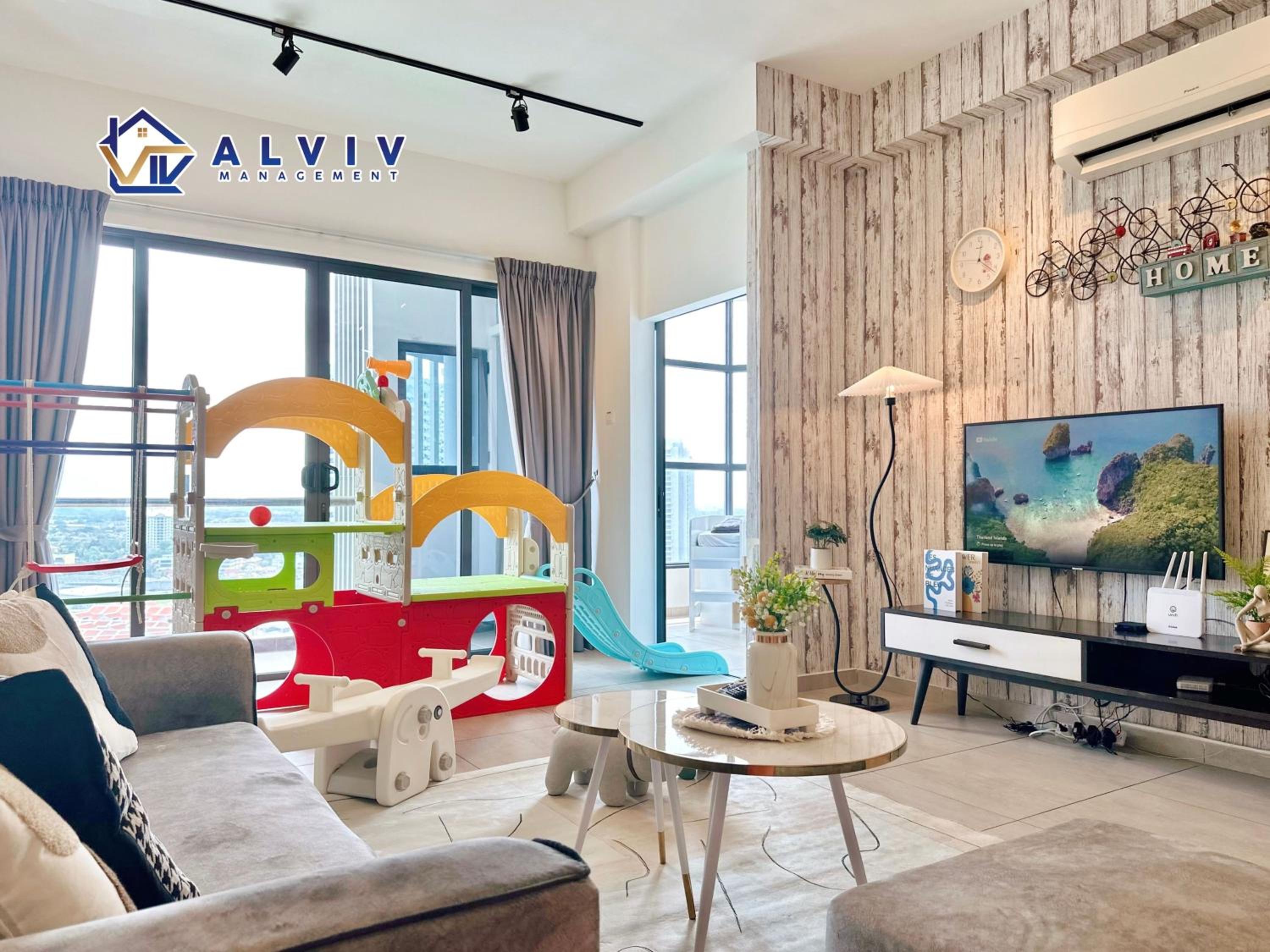 Three-Bedroom Premium Apartment - Photo 28