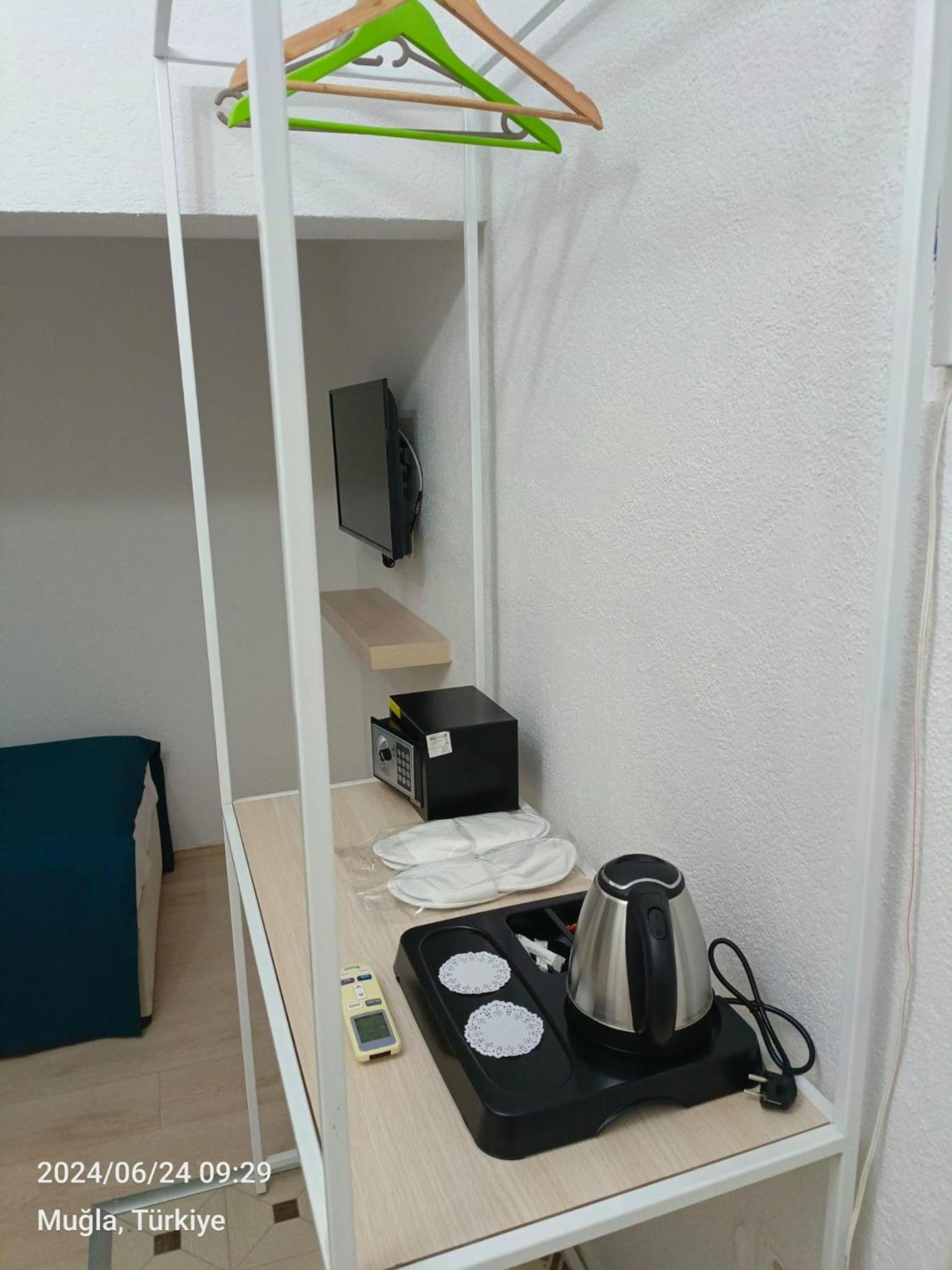 Budget Triple Room photo 2