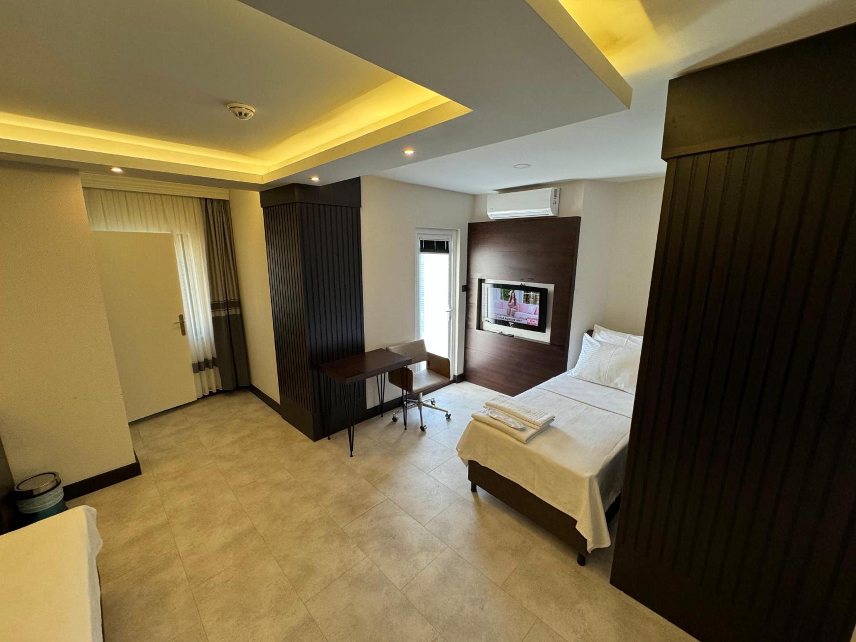 Triple Room - Photo 2