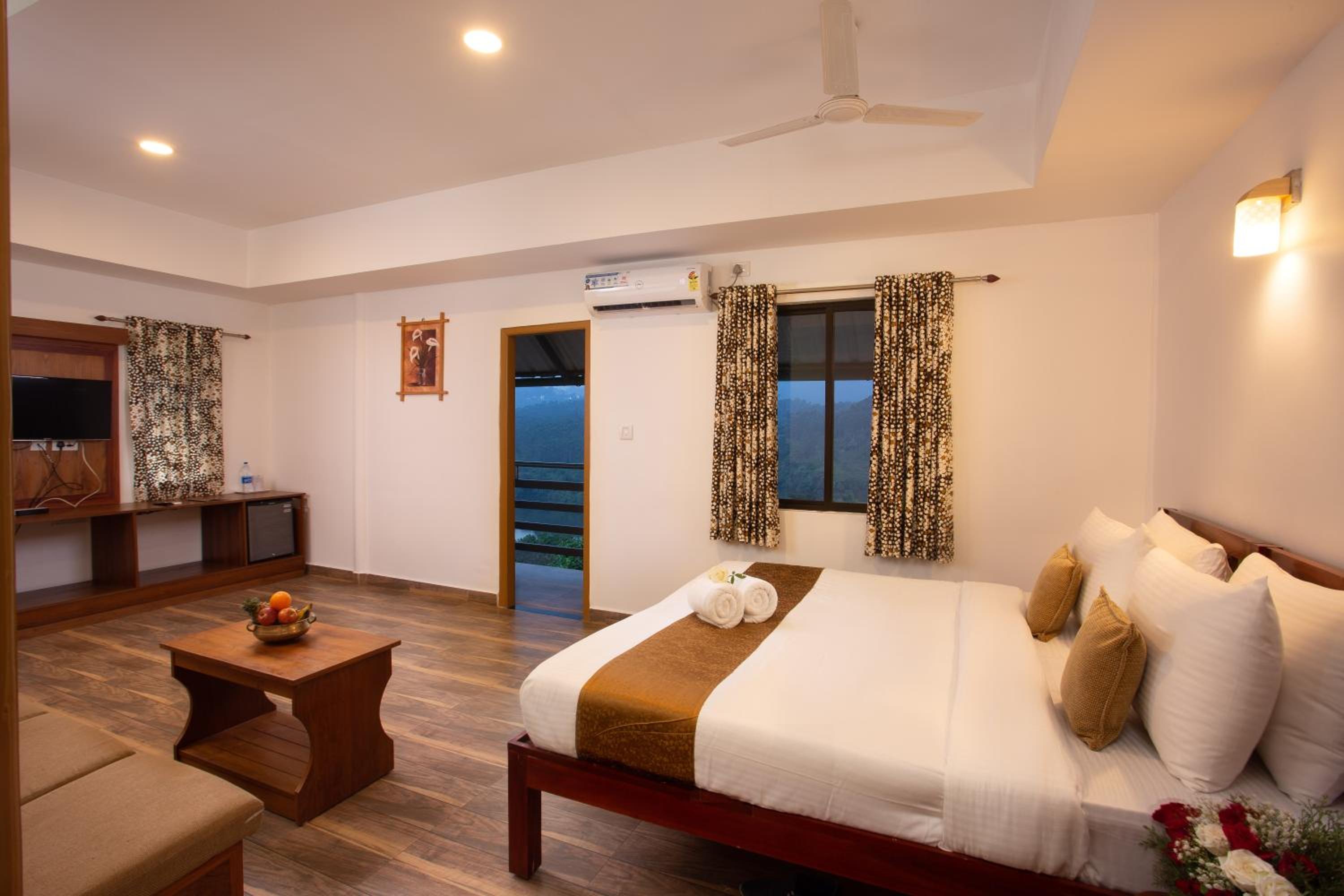 Double Room with Balcony photo 3
