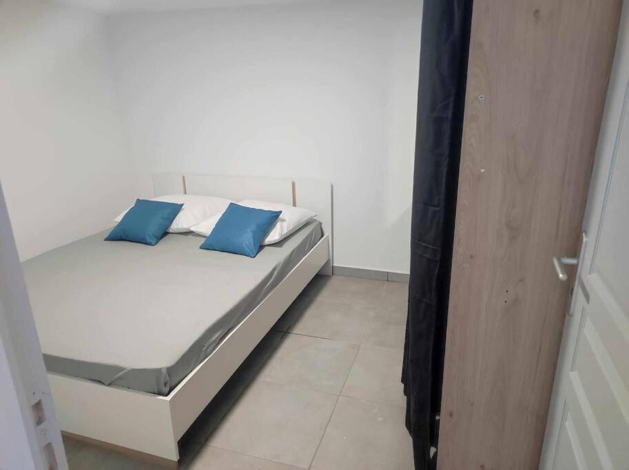 Two-Bedroom House photo 1