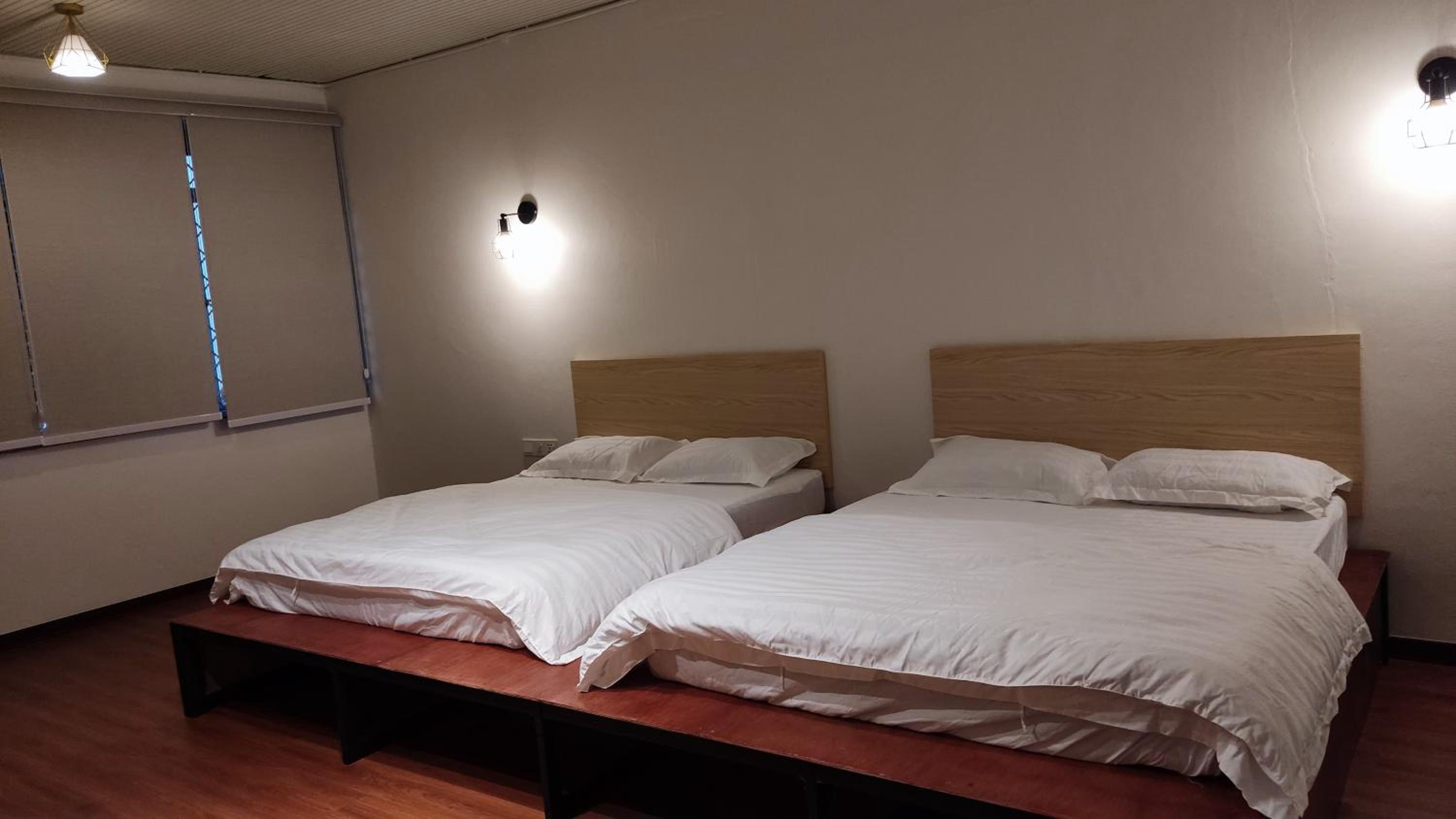 Superior Queen Room with Two Queen Beds - Photo 2