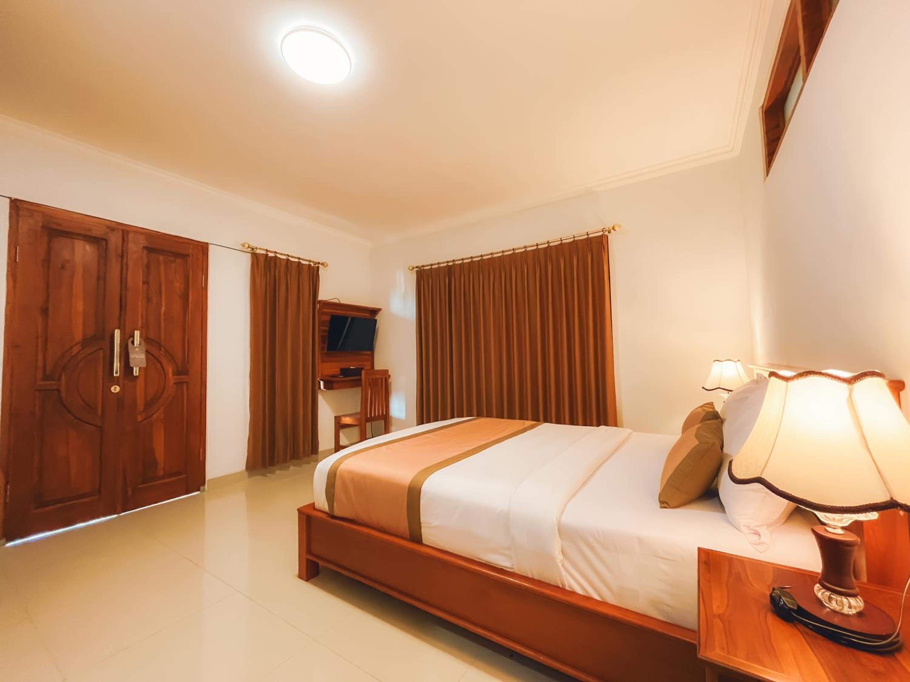 Deluxe Room - Photo 39