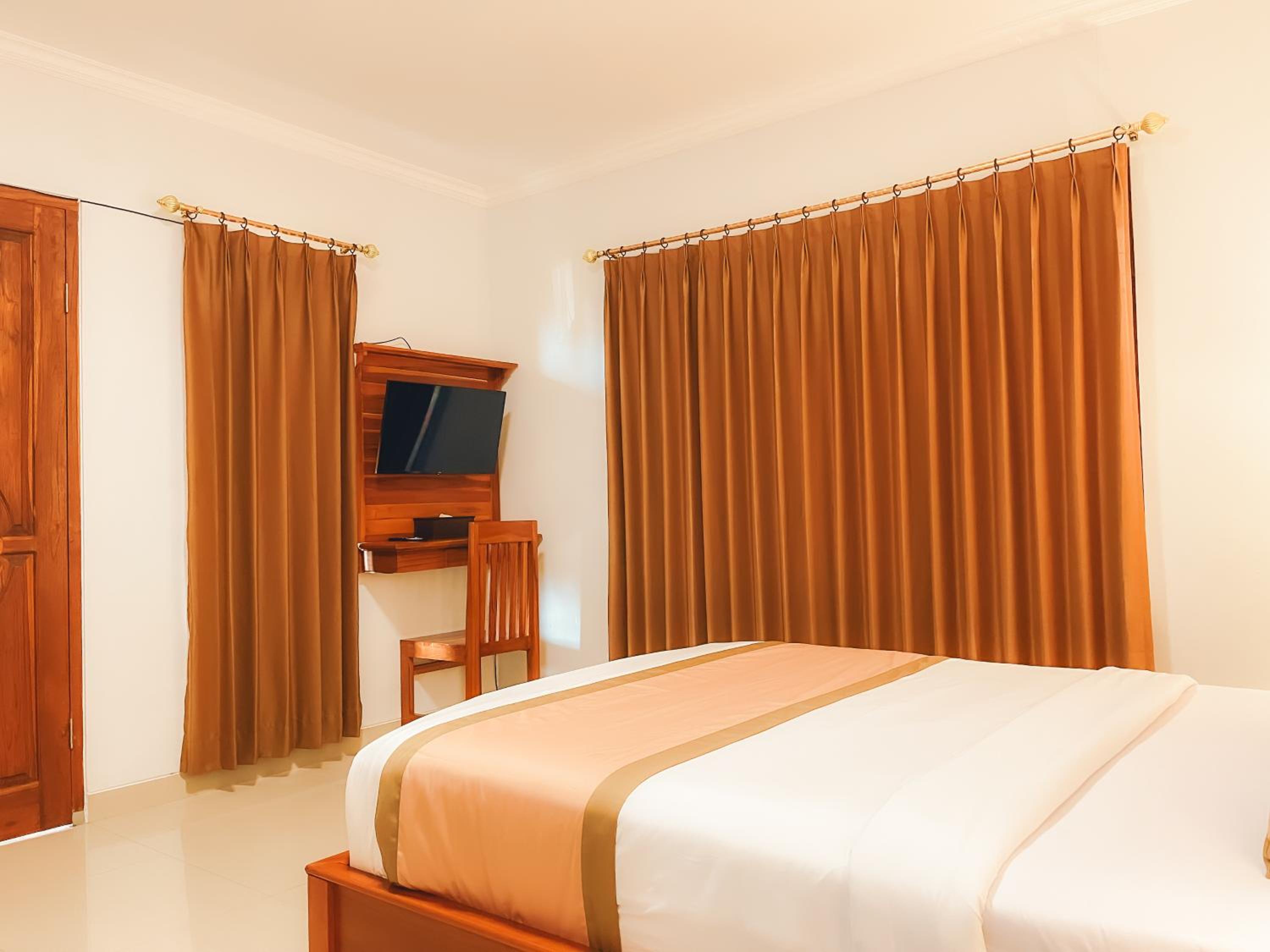 Deluxe Room - Photo 37