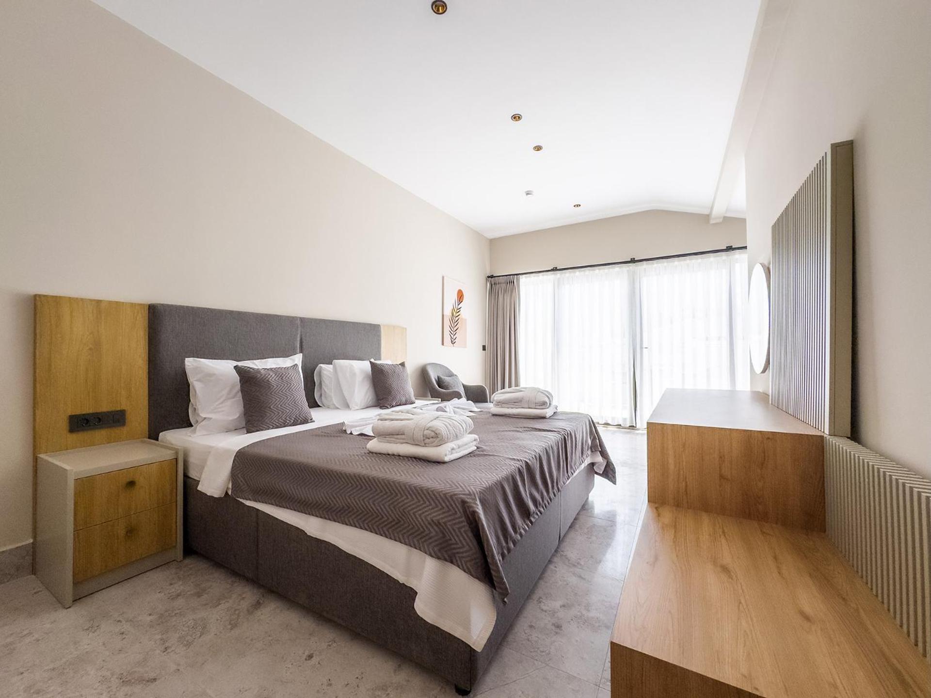 Duplex Suite - Photo 8