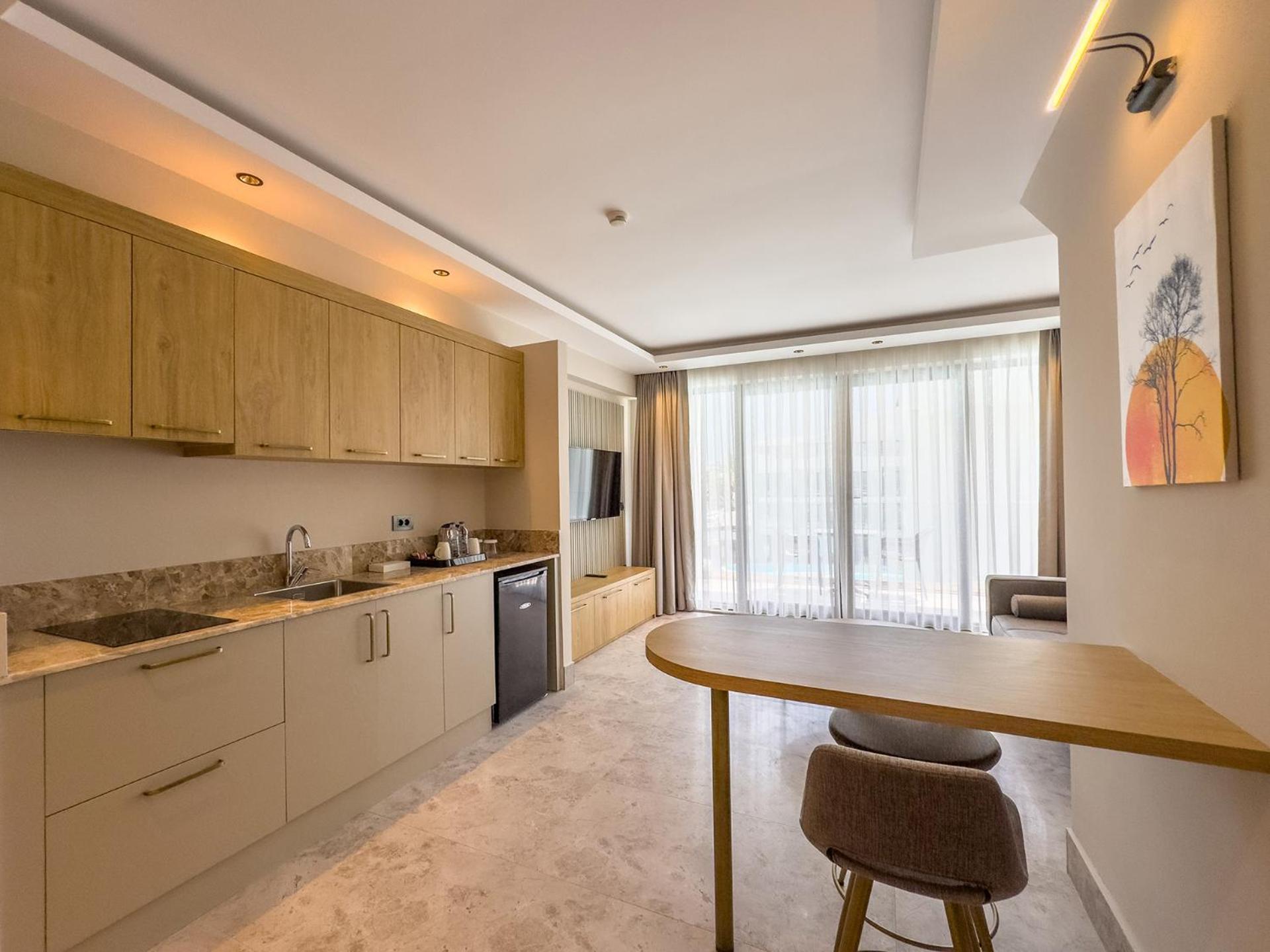 Duplex Suite - Photo 4
