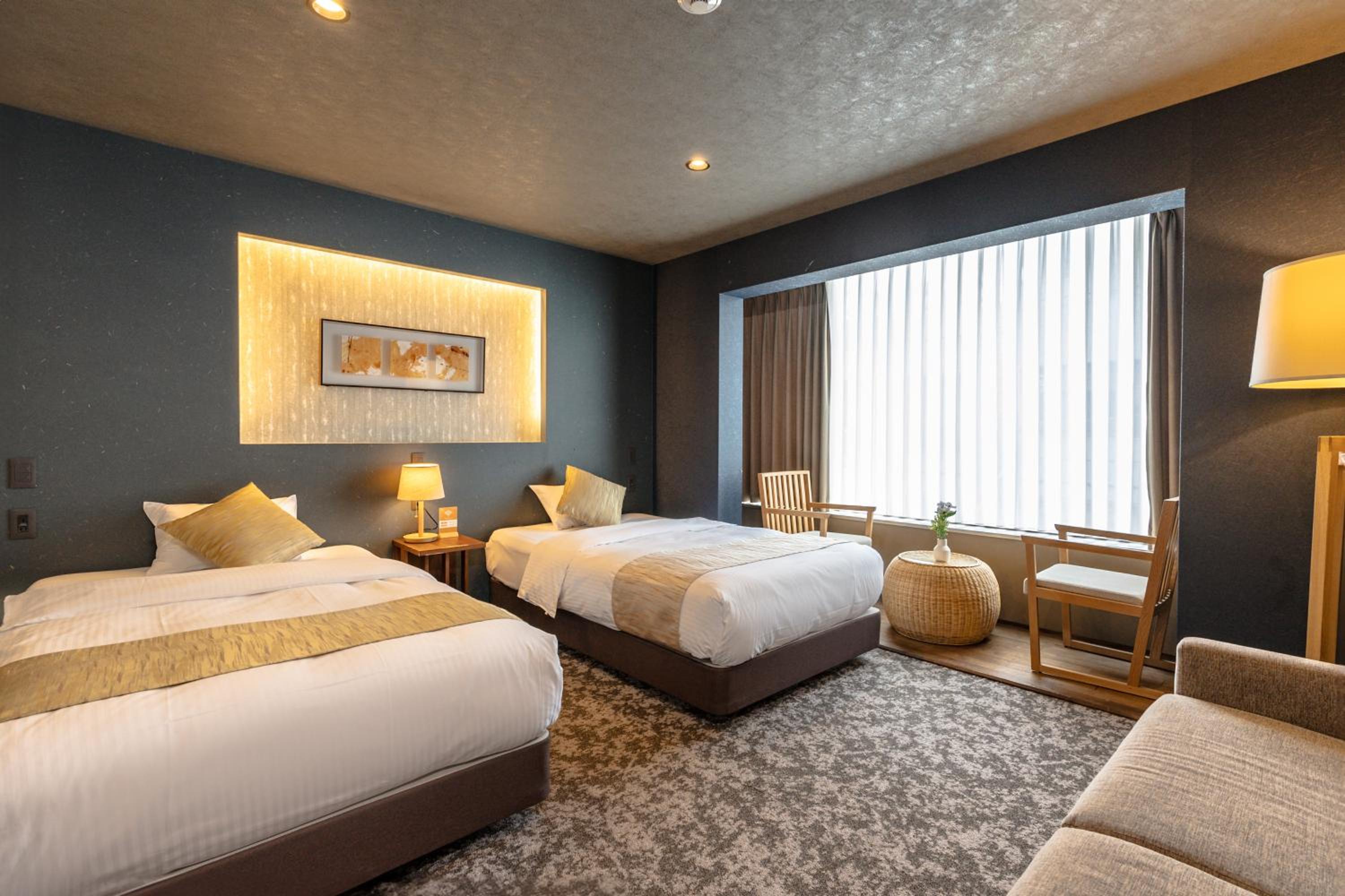Double Room with Extra Bed - Photo 1
