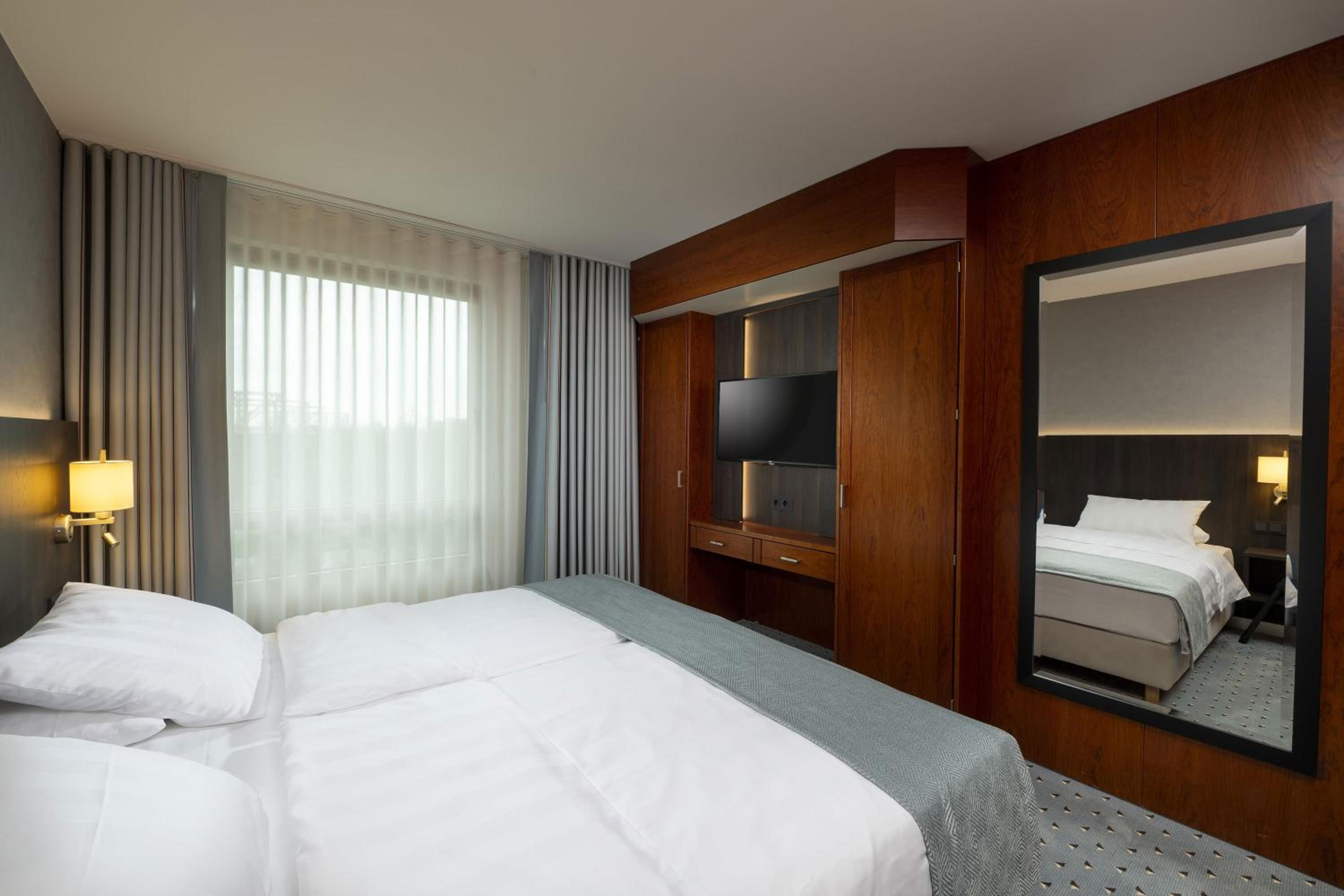 Junior Suite - Photo 7