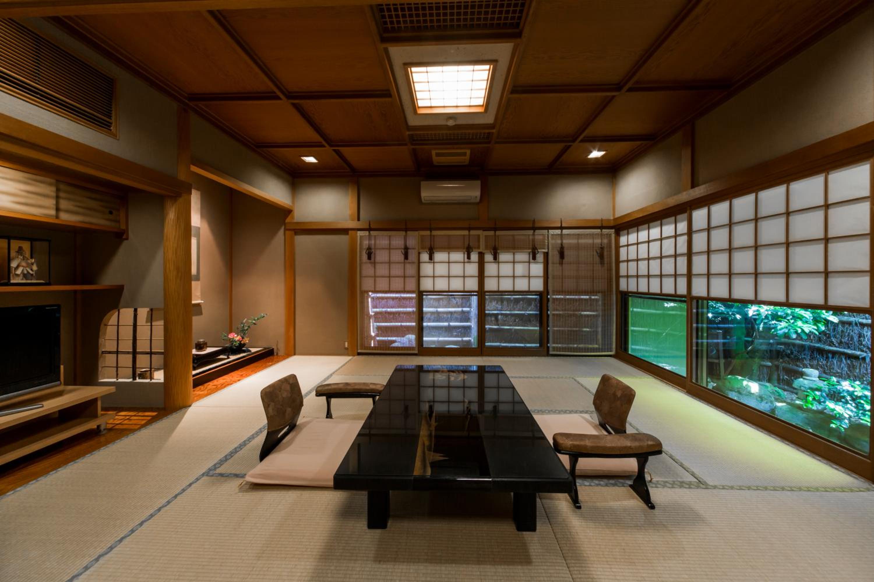 Japanese-Style Quadruple Room