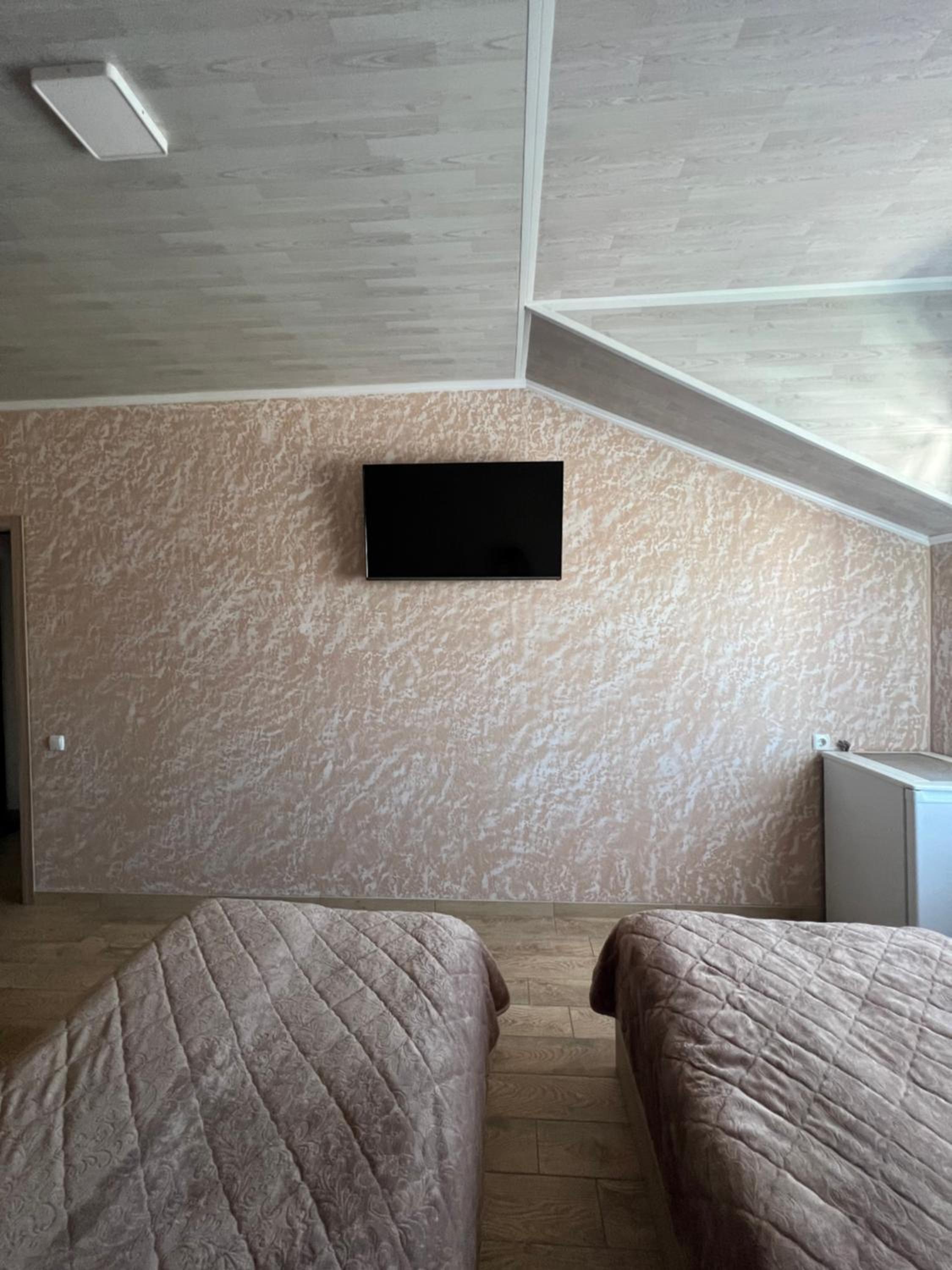 Quadruple Room with Balcony photo 3