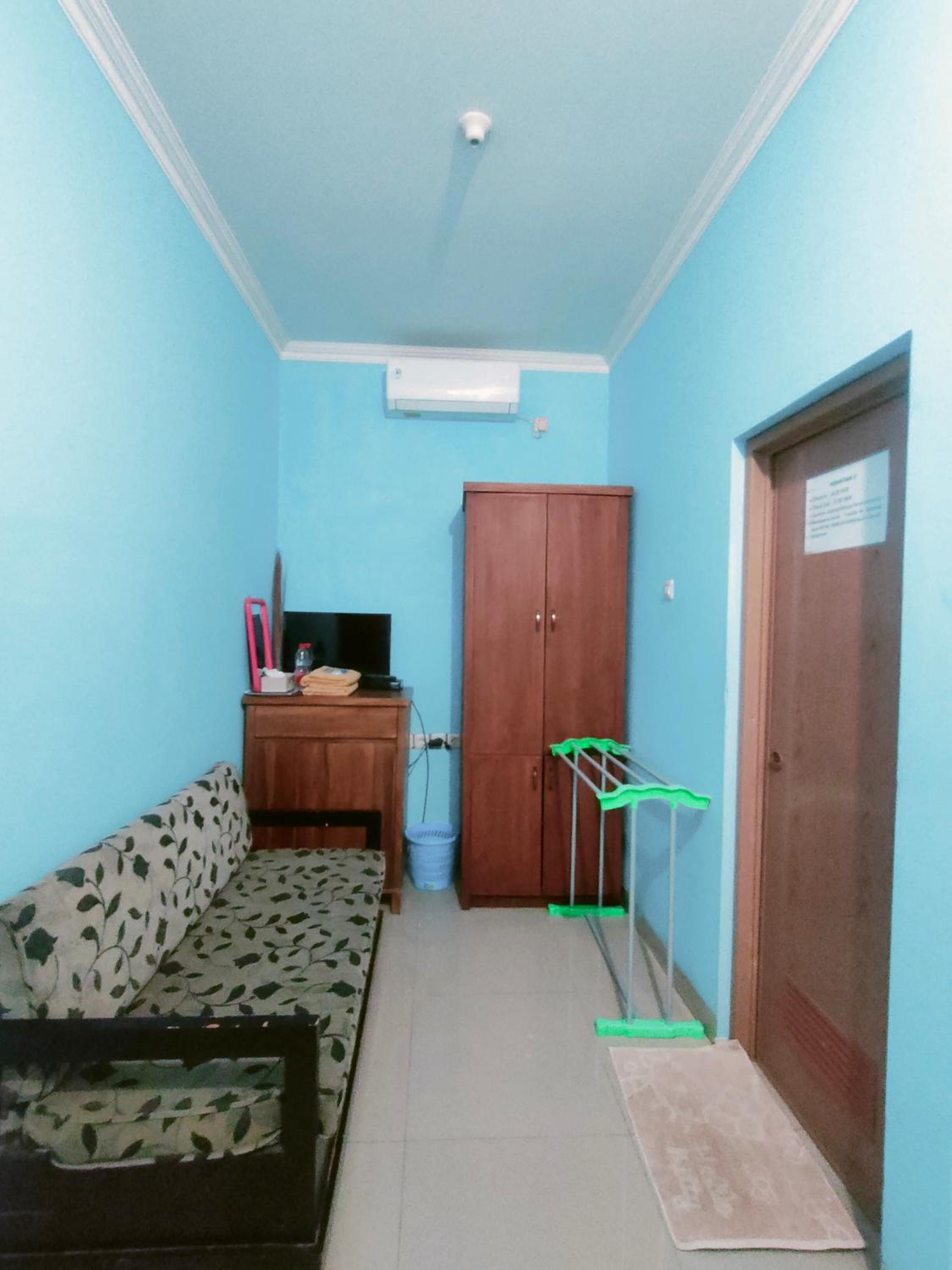 Standard Double Room - Photo 9