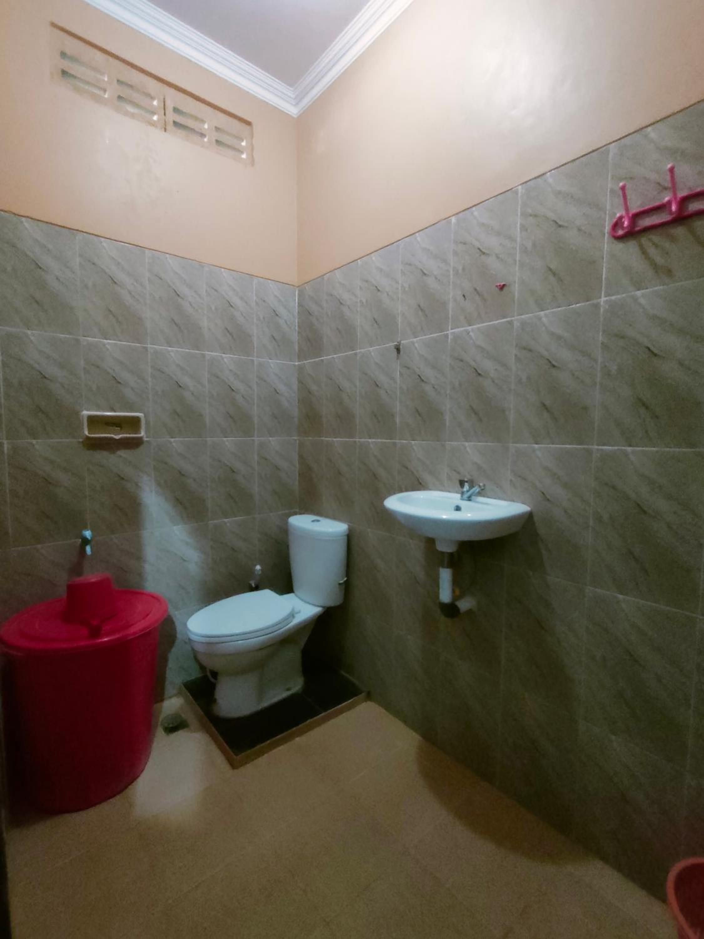 Standard Double Room - Photo 6