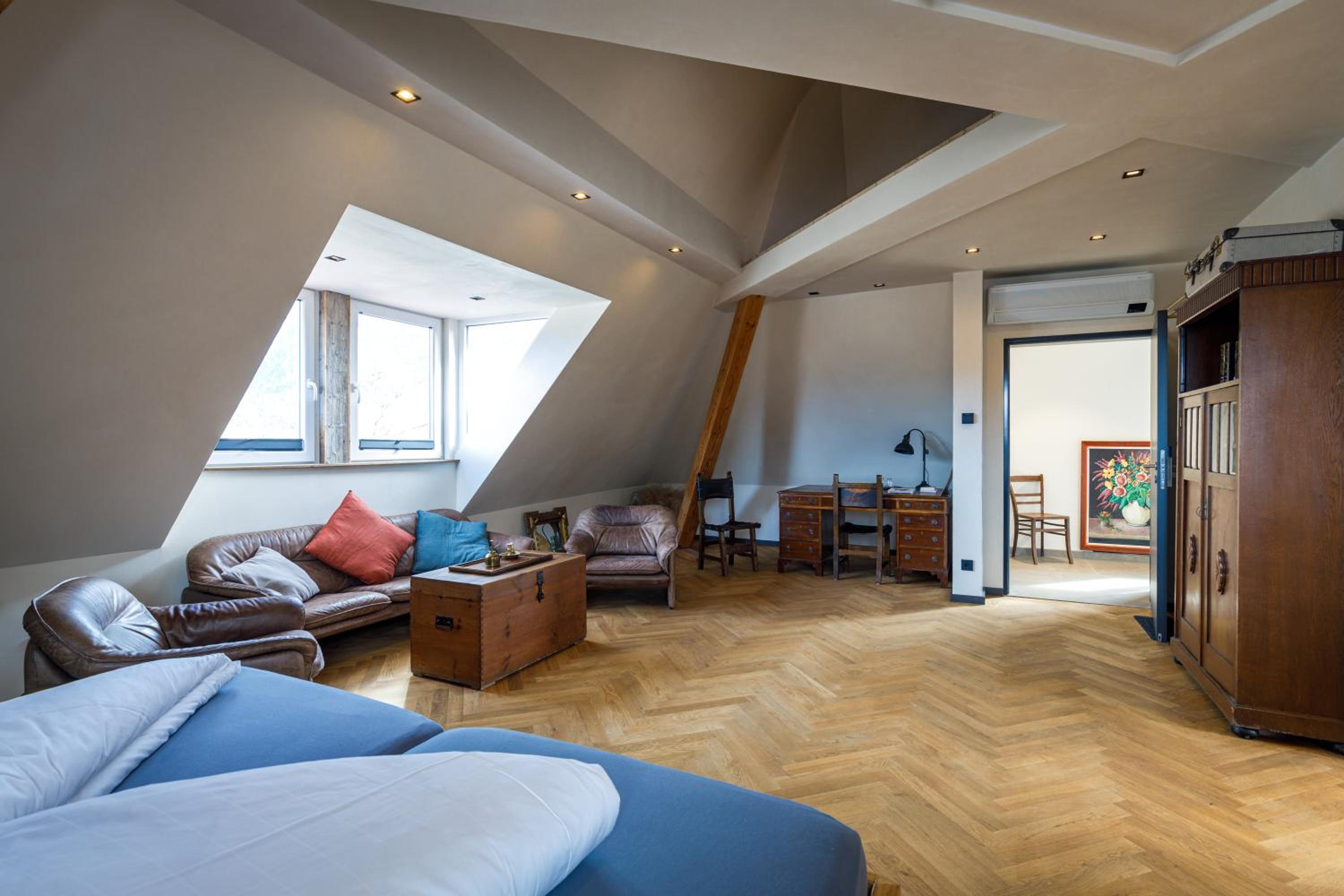 Junior Suite with Mountain View photo 2