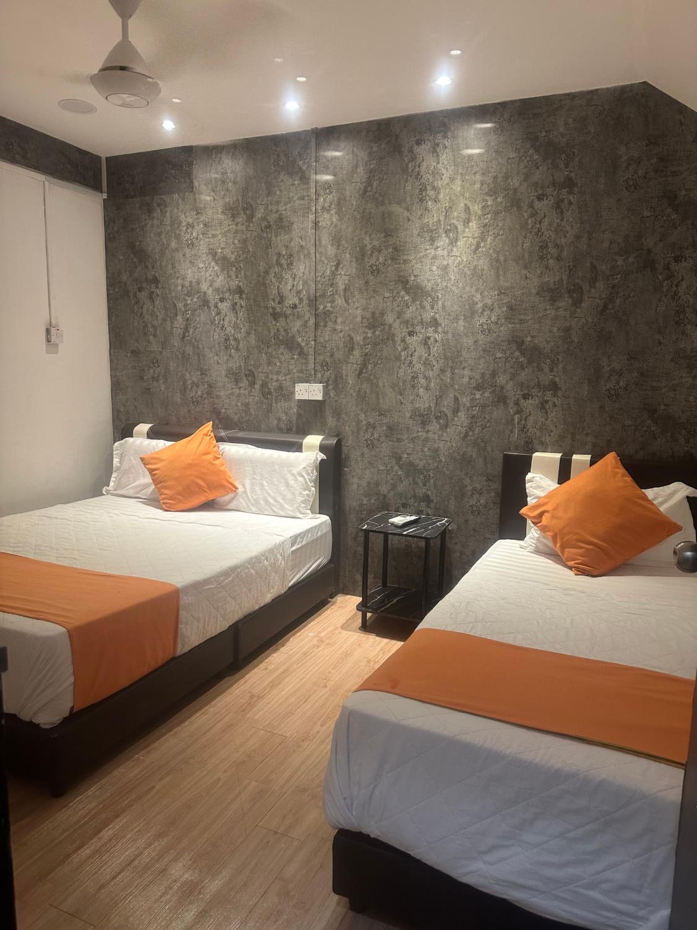 Triple Room with Shared Toilet