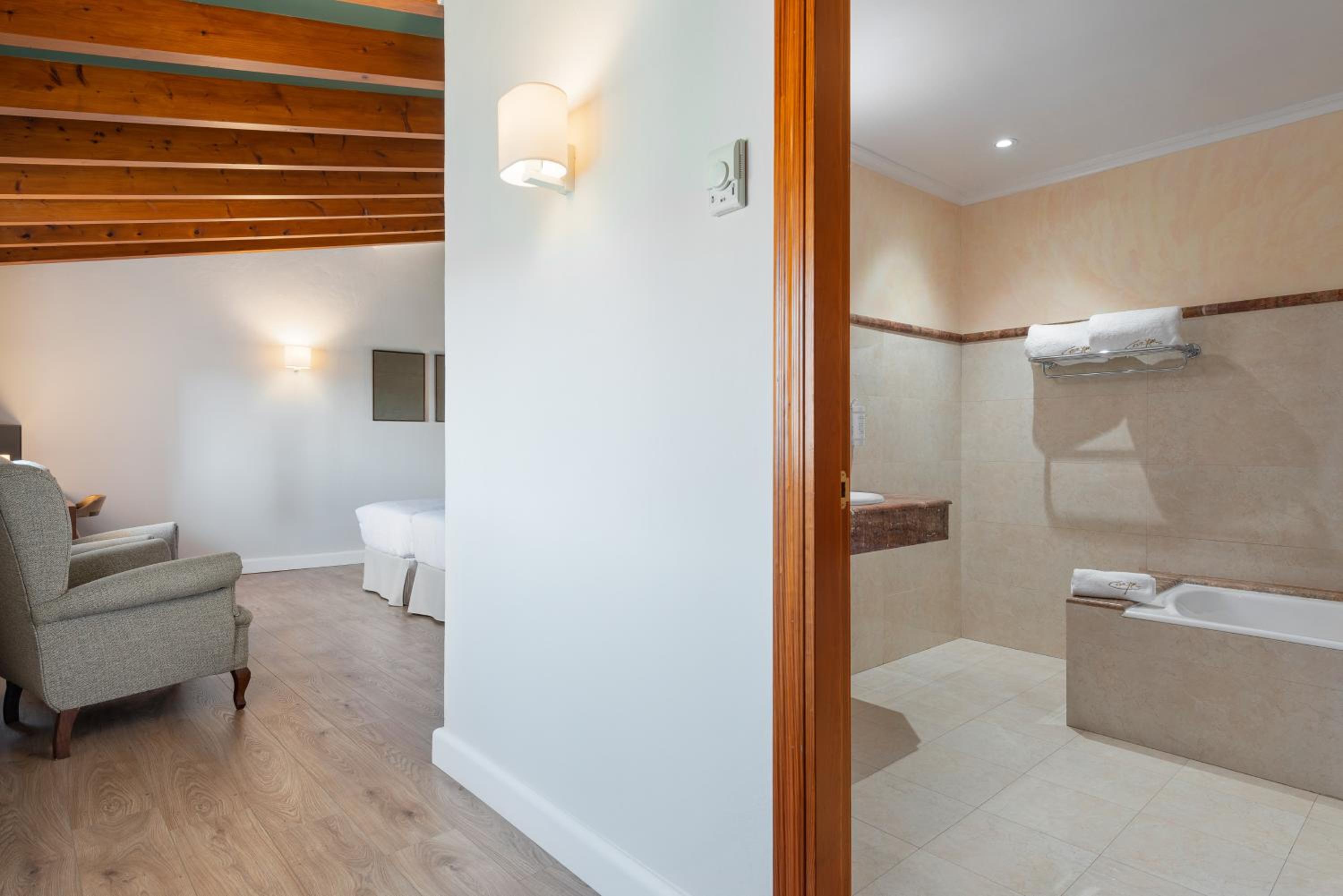 Premium Double Room photo 2