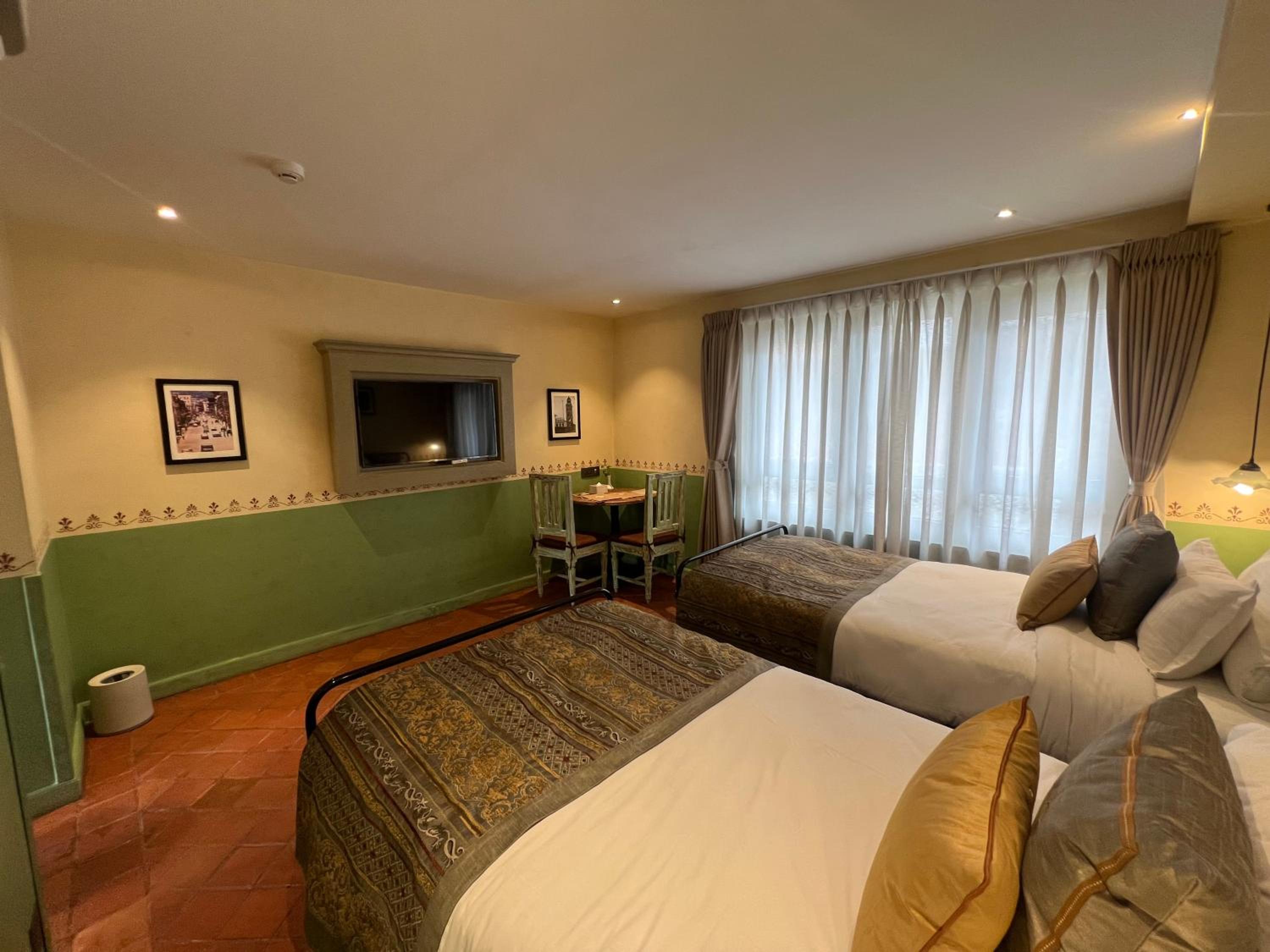 Deluxe Twin Room - Photo 3