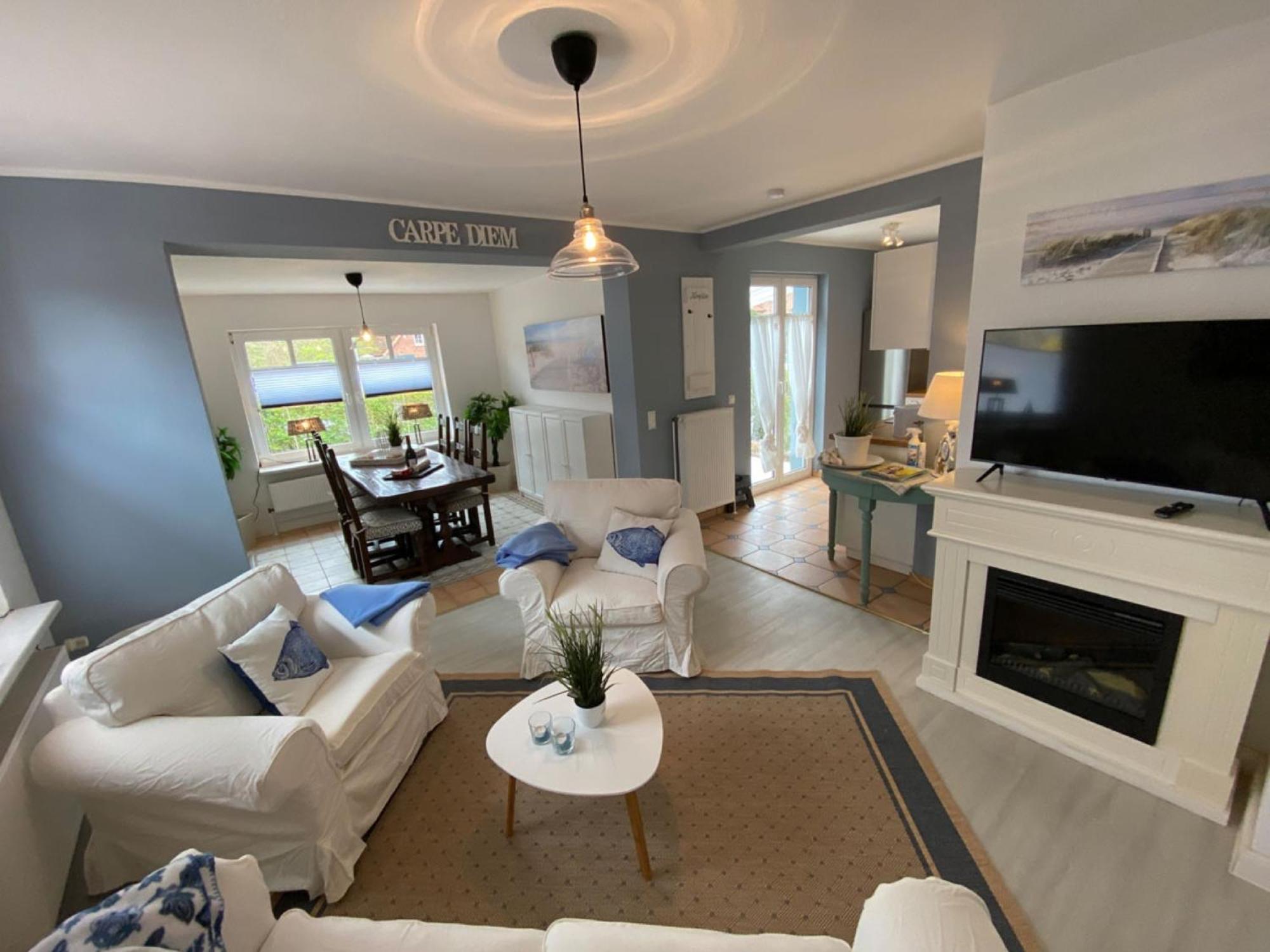 Two-Bedroom Deluxe Apartment with Garden View