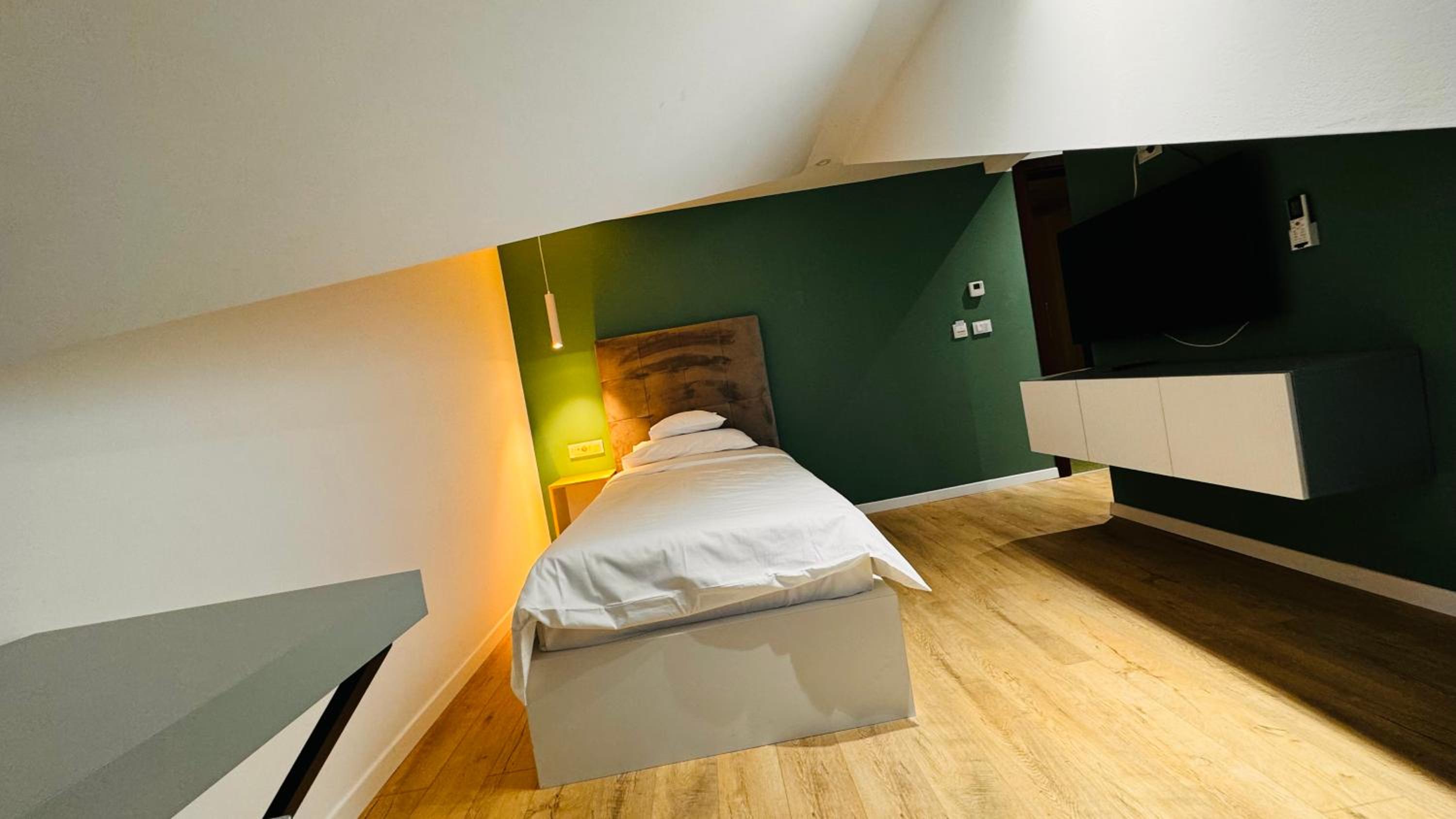 Single Room photo 3