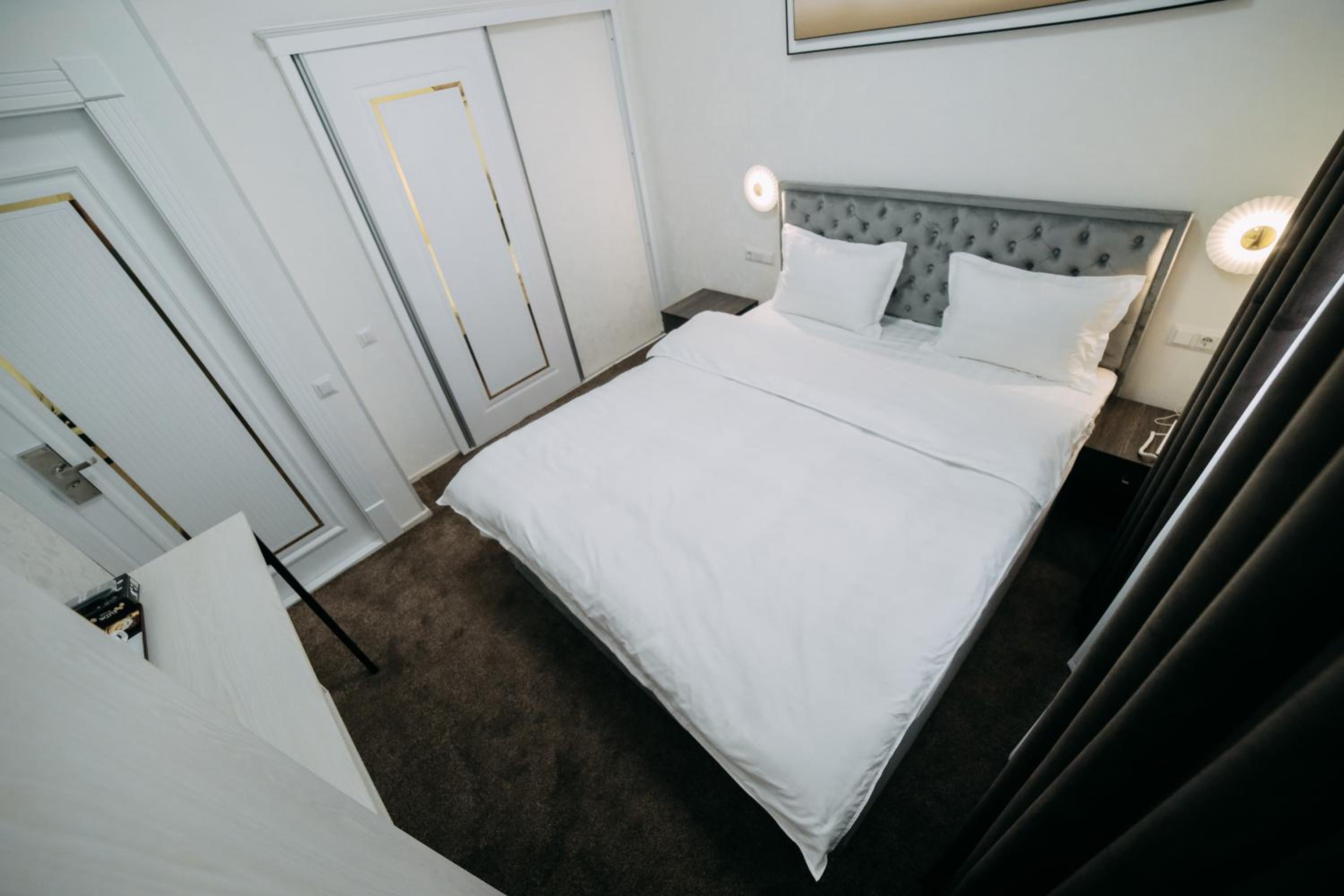 Deluxe Double Room photo 2