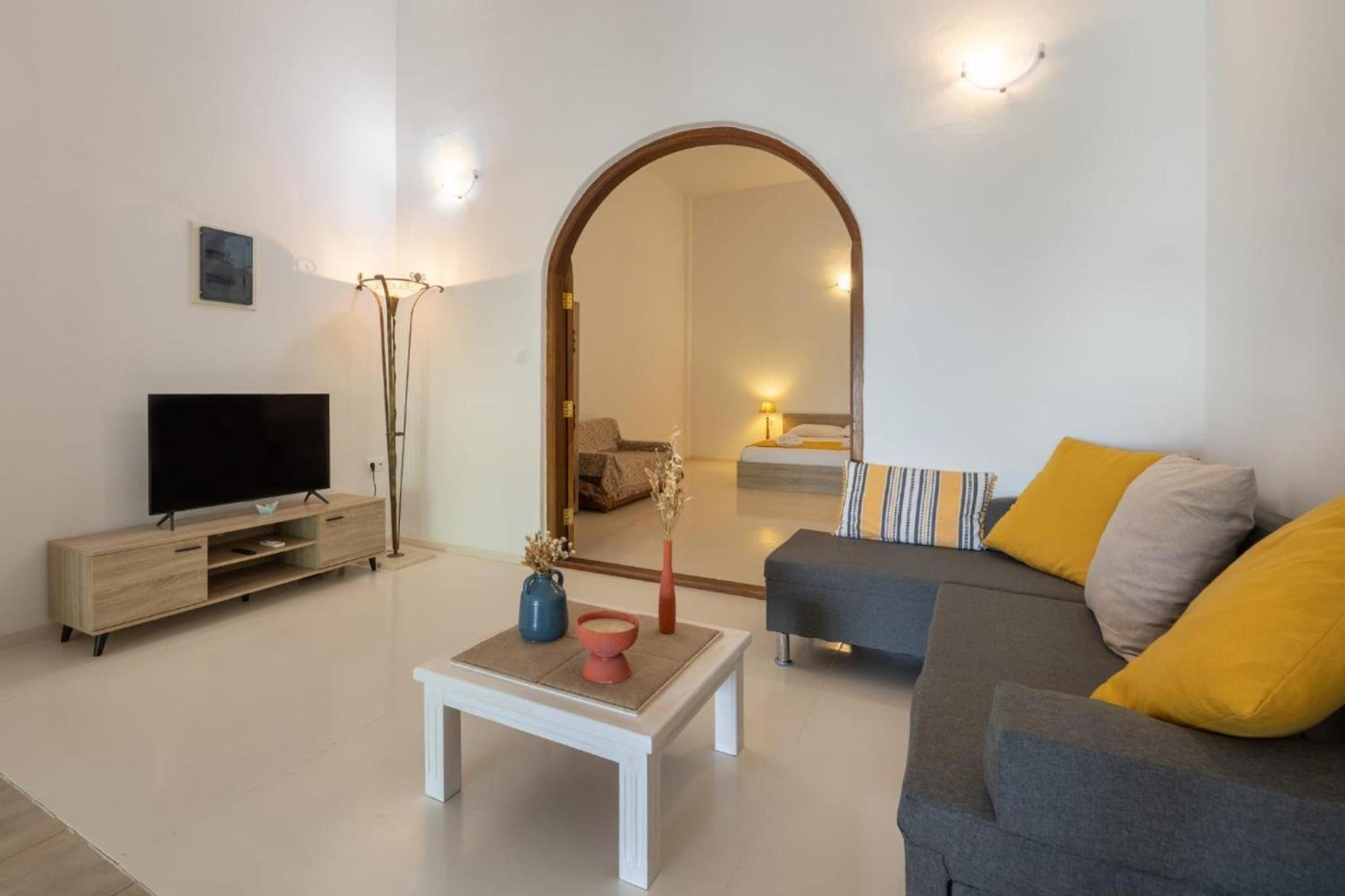 Studio Apartment with Sea View photo 1