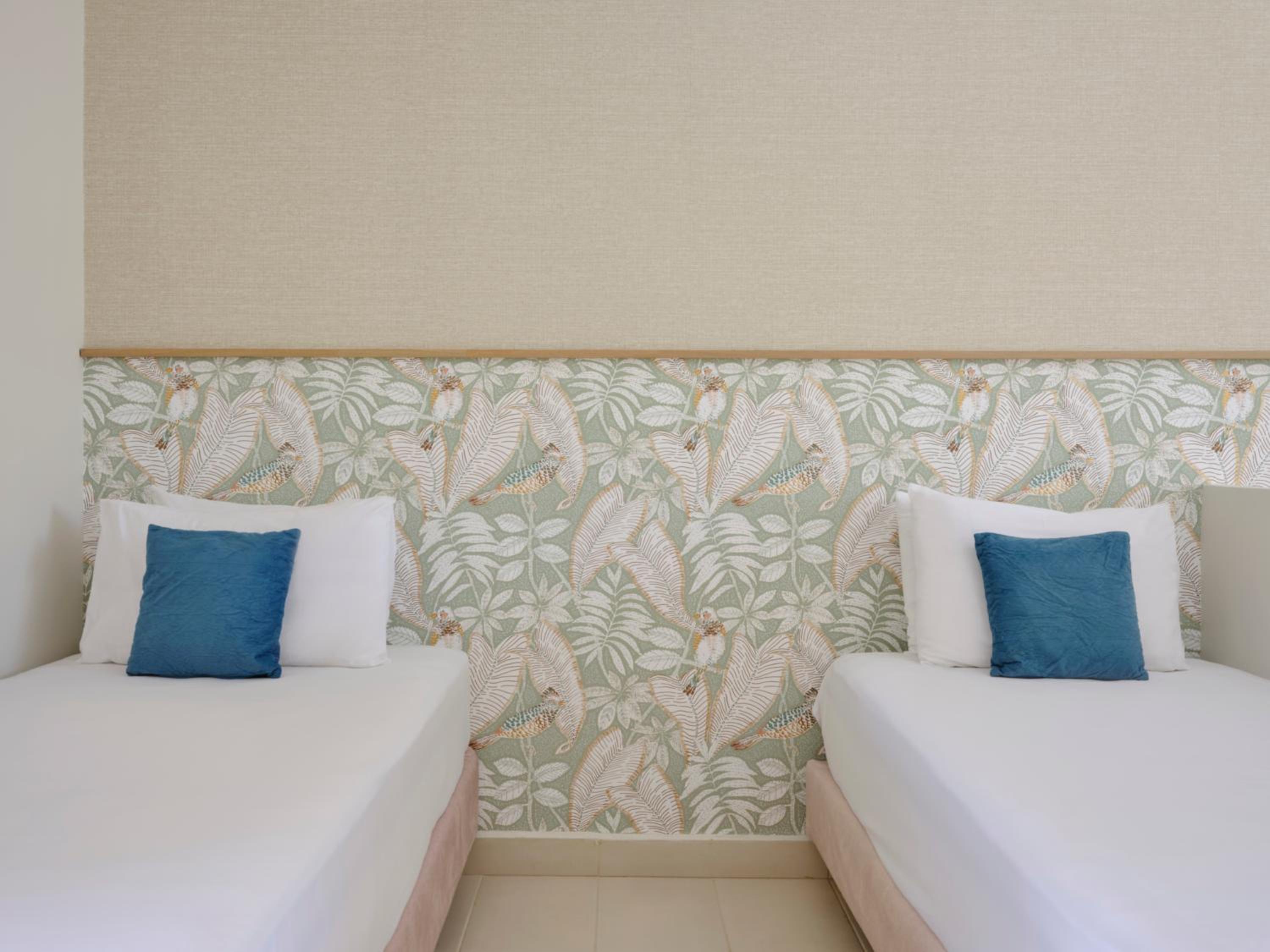 Family Room Garden View